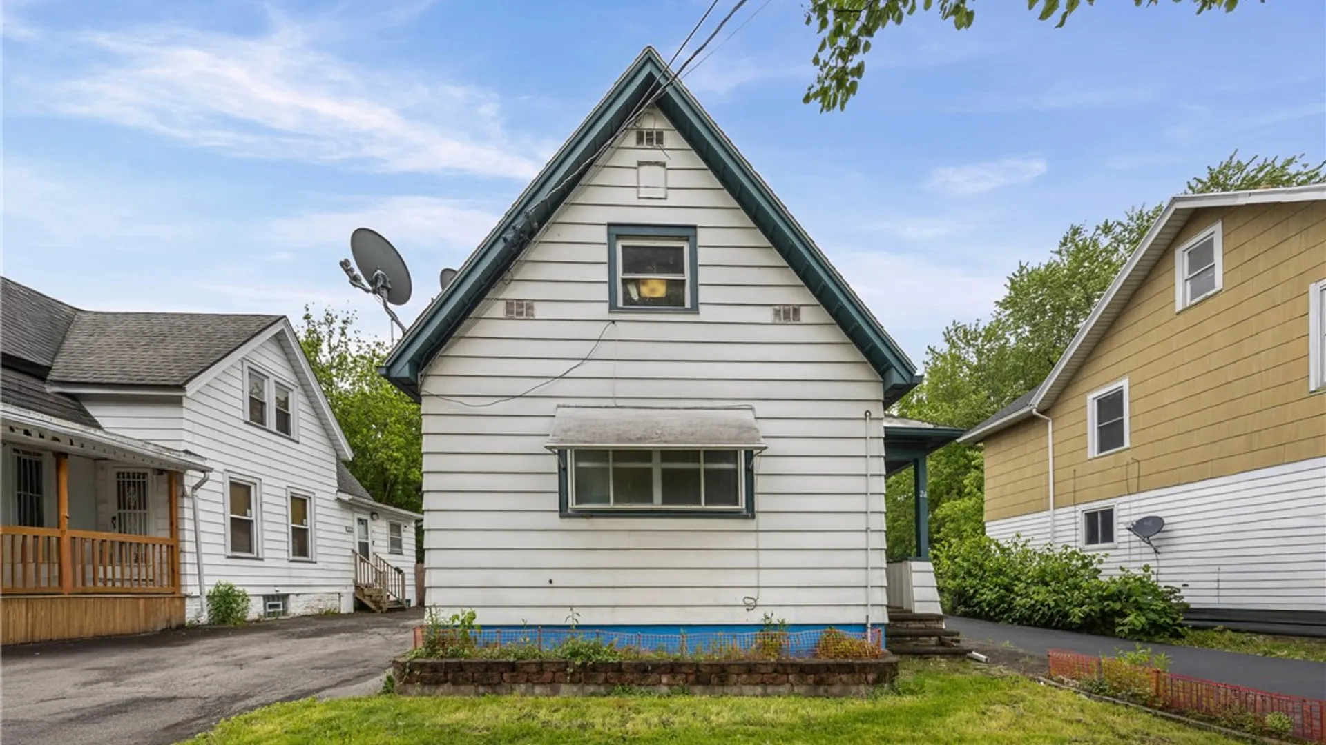 Property at 211 Wetmore Park, Rochester, NY 14606 3