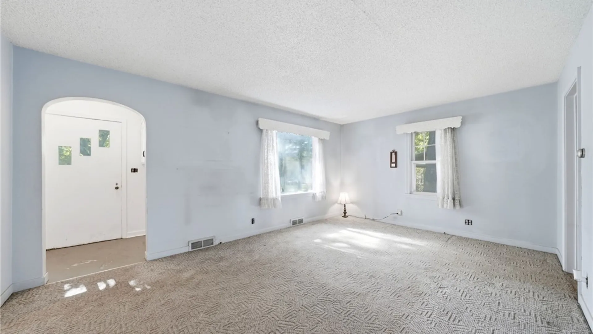 Property at 6467 Chestnut Ridge Road, Orchard Park, NY 14127 9