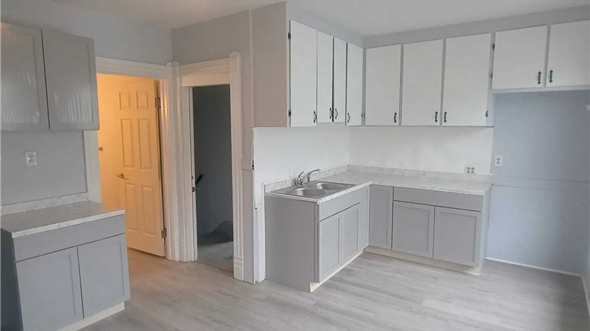 Property at 406 Union Place, Syracuse, NY 13208 10
