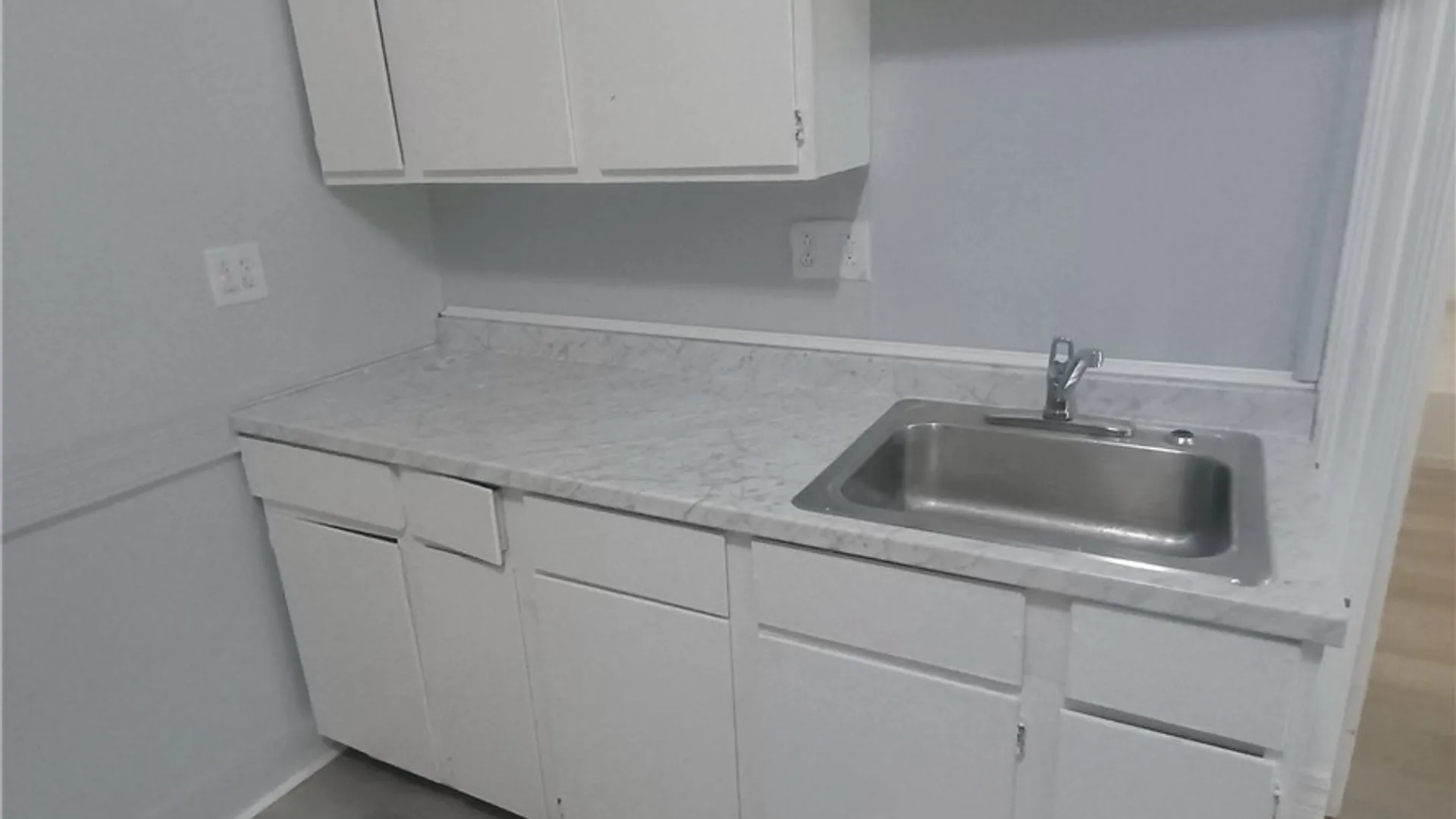 Property at 406 Union Place, Syracuse, NY 13208 14