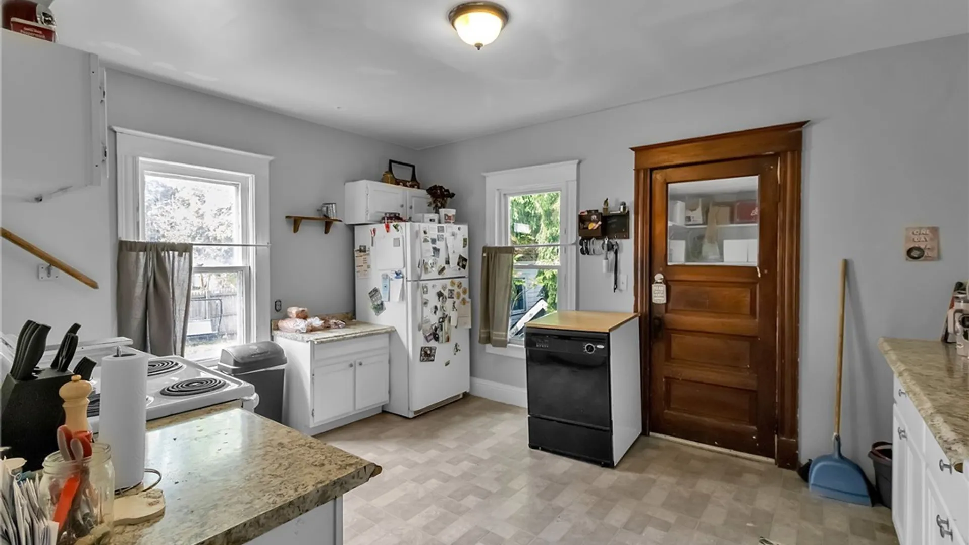 Property at 39-41 Manhattan Avenue, Batavia City, NY 14020 40