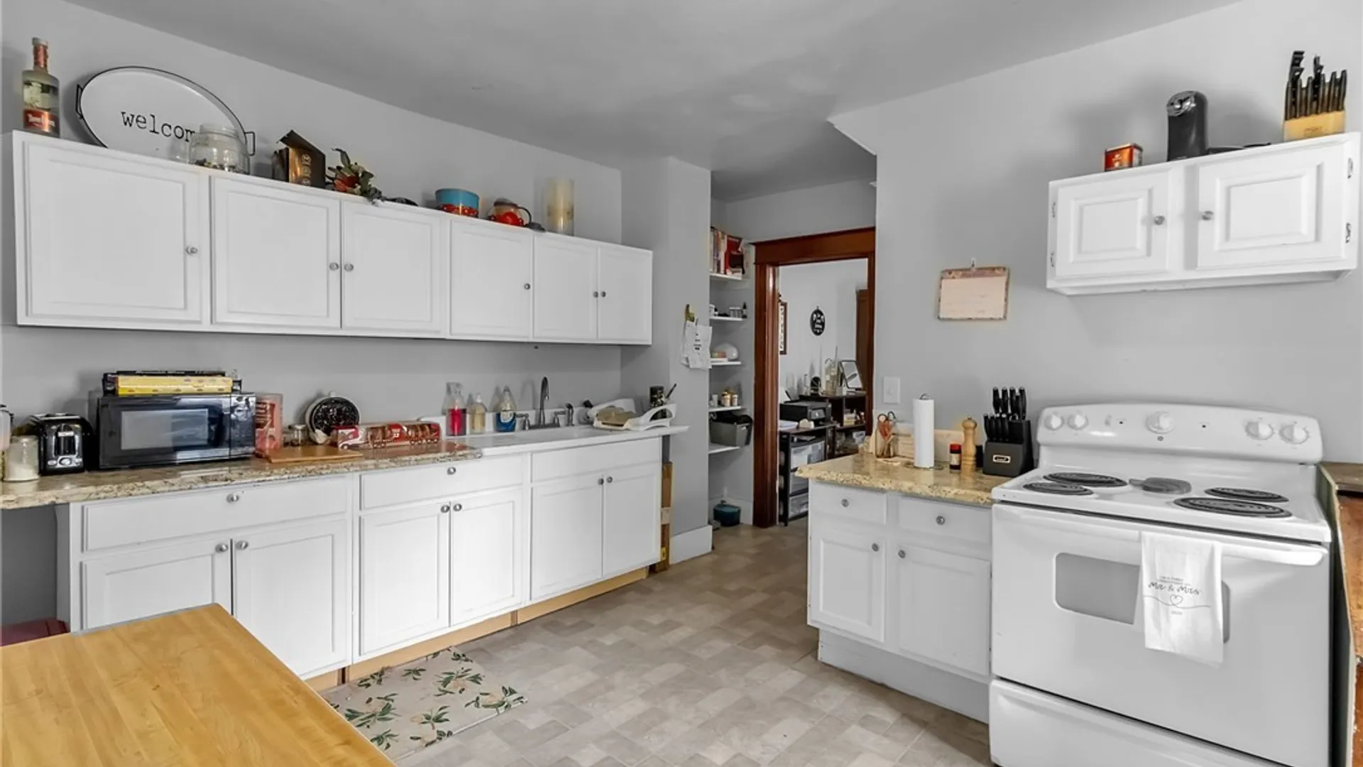 Property at 39-41 Manhattan Avenue, Batavia City, NY 14020 42