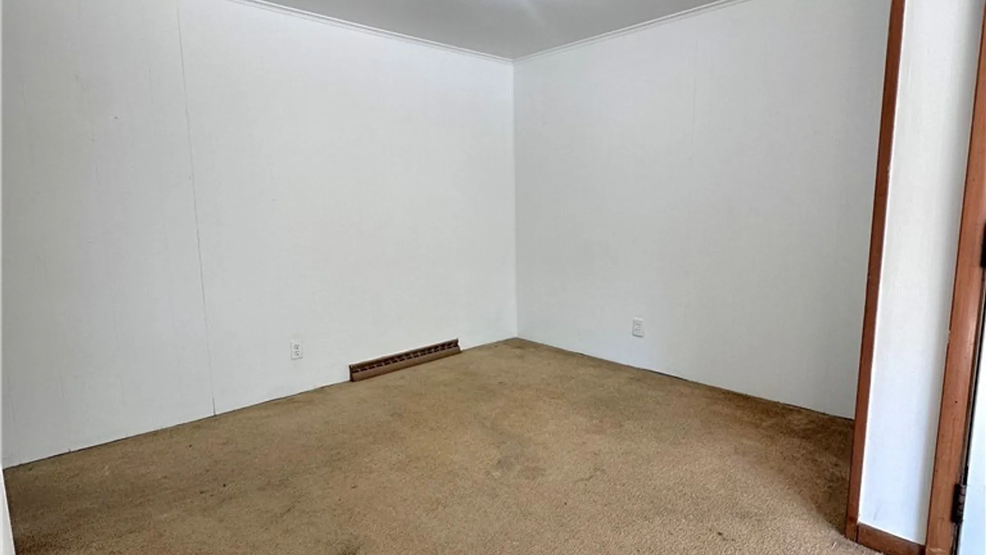 Property at 92 Lasalle Avenue, Buffalo, NY 14214 6