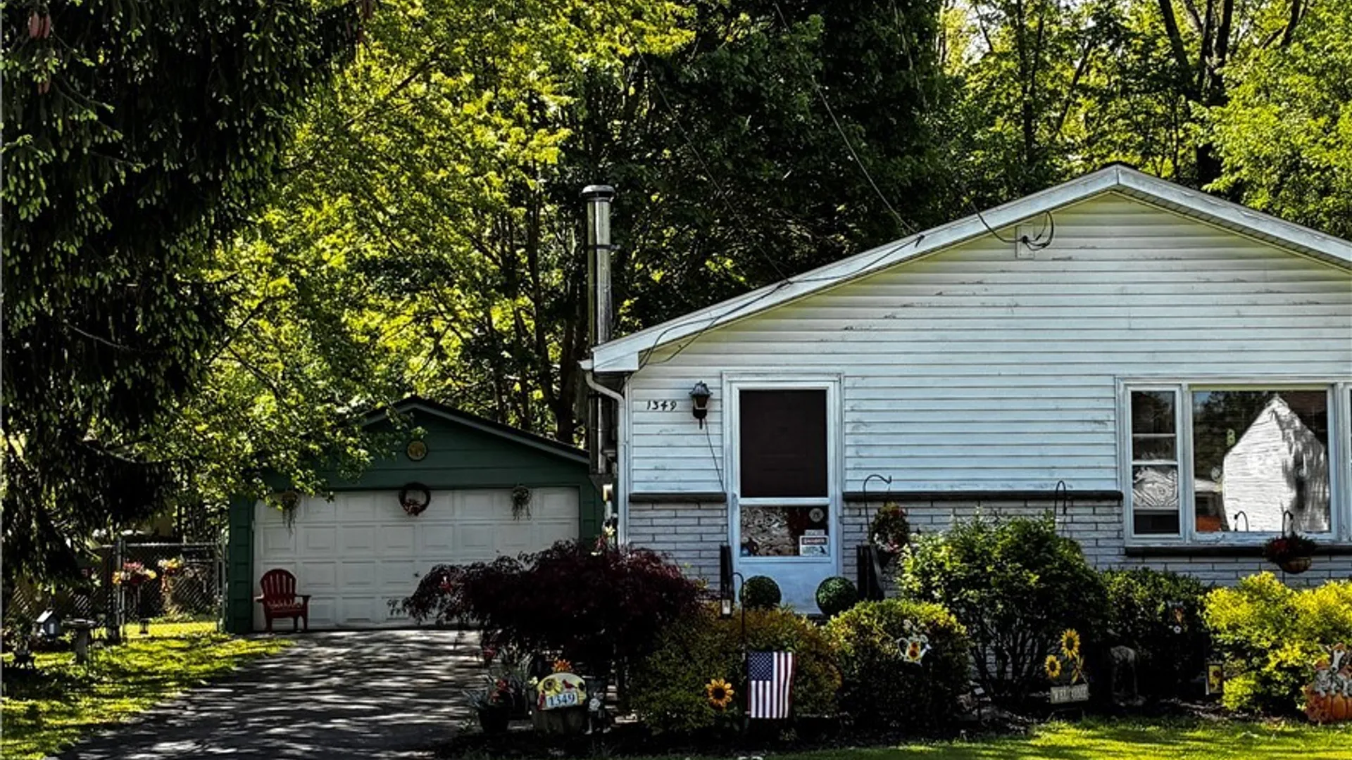 Property at 1349 Sisson Drive, North Tonawanda, NY 14120 7