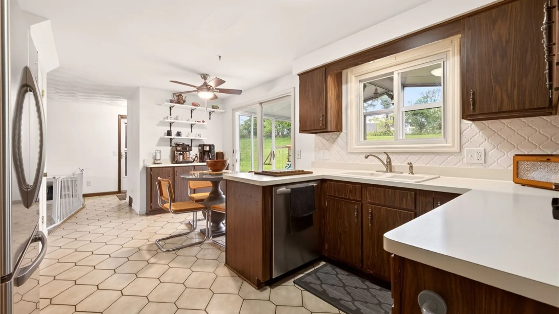 Property at 776 Lauren Court, Webster, NY 14580 9