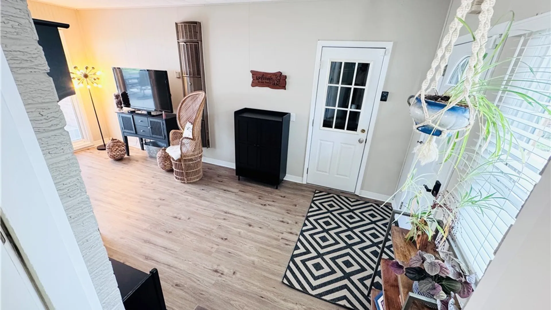 Property at 49 Marilyn Drive, West Seneca, NY 14224 6