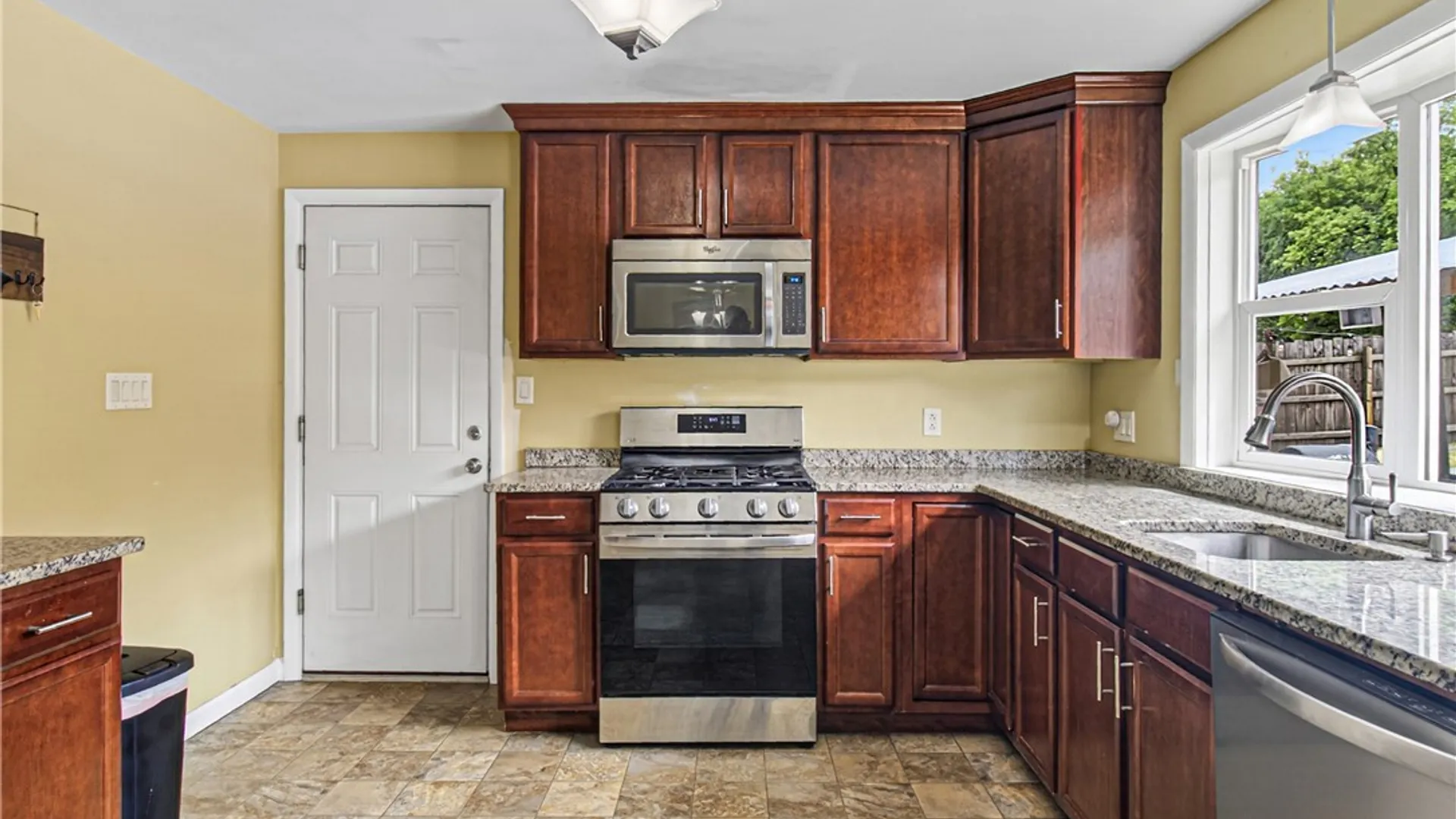 Property at 37 Taber Road, New Hartford, NY 13413 10