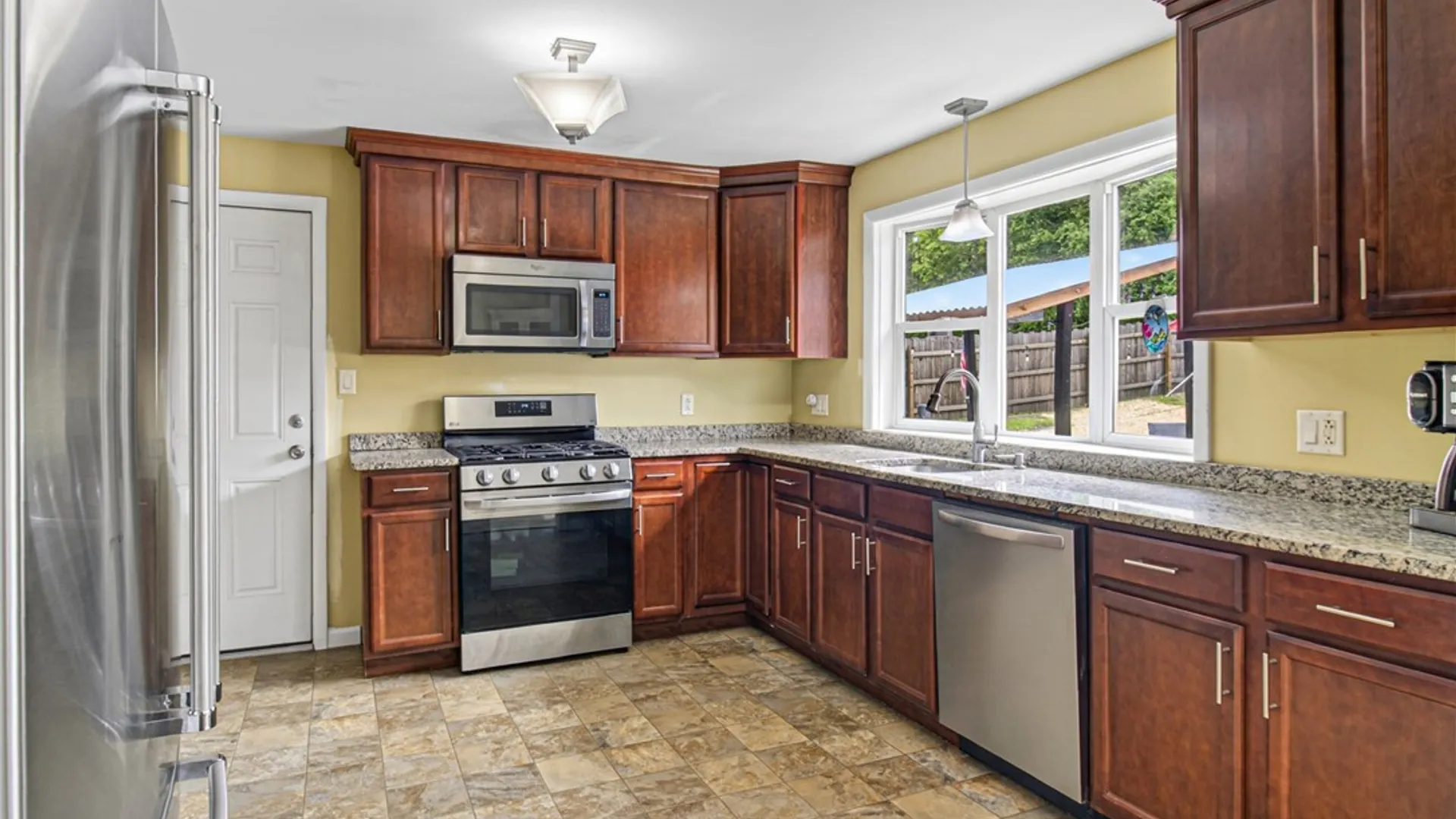 Property at 37 Taber Road, New Hartford, NY 13413 11