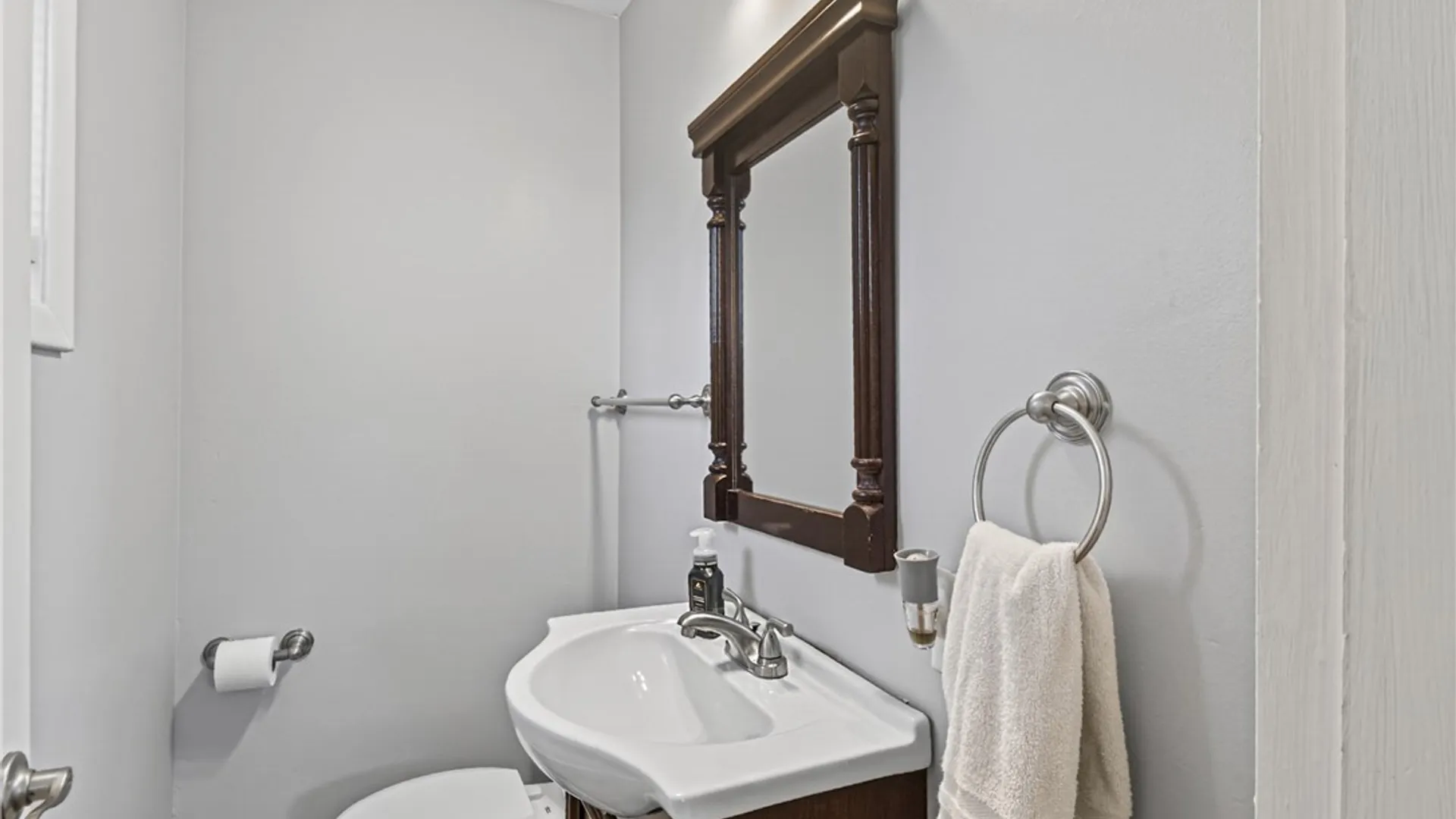 Property at 37 Taber Road, New Hartford, NY 13413 30