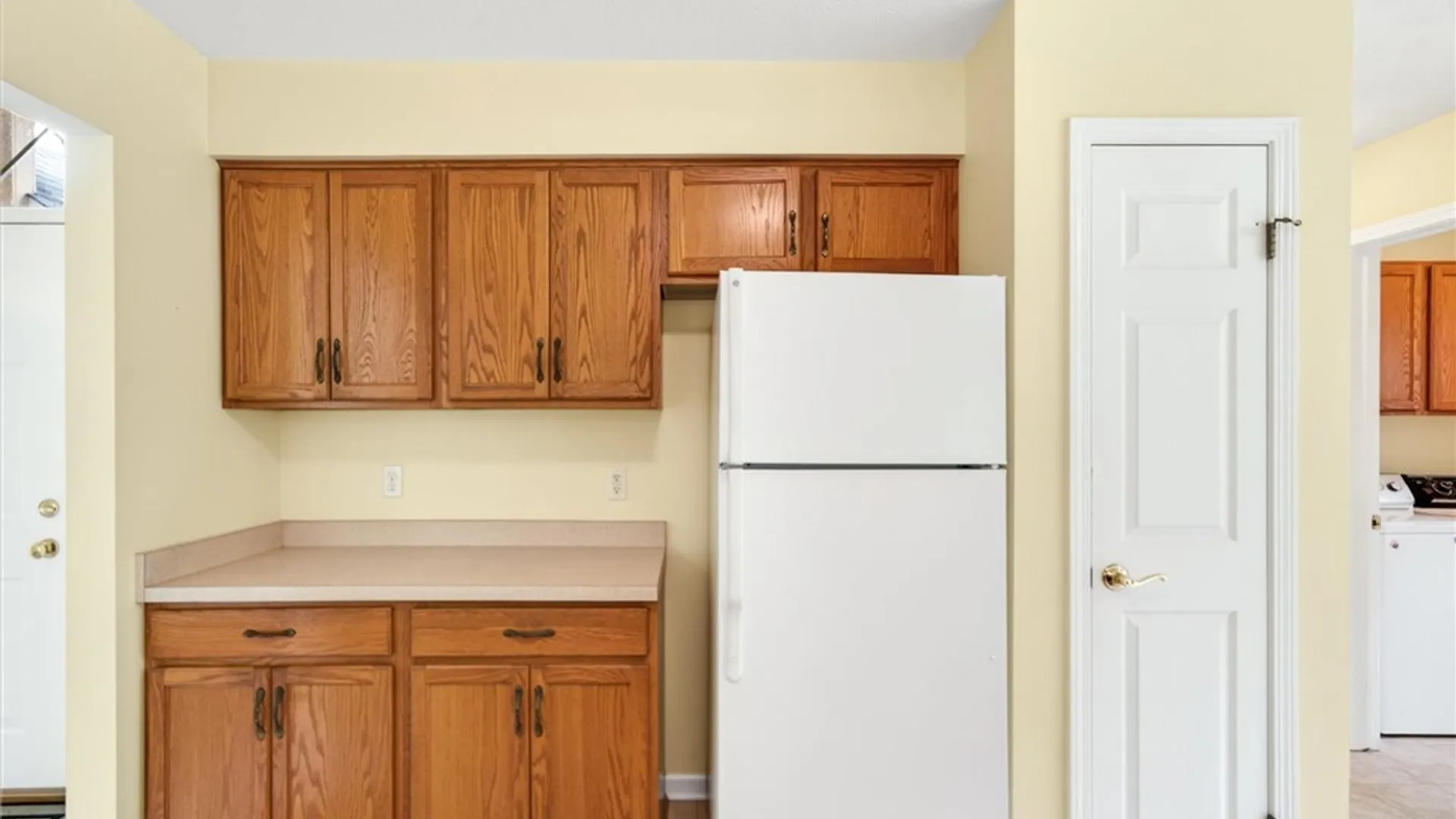 Property at 144 Leamington Circle, Greece, NY 14626 30