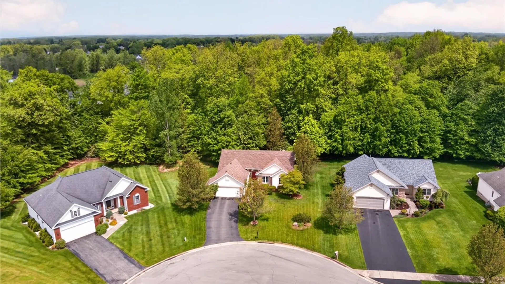 Property at 144 Leamington Circle, Greece, NY 14626 7