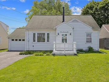 Property at 708 Orwood Place, Salina, NY 13208