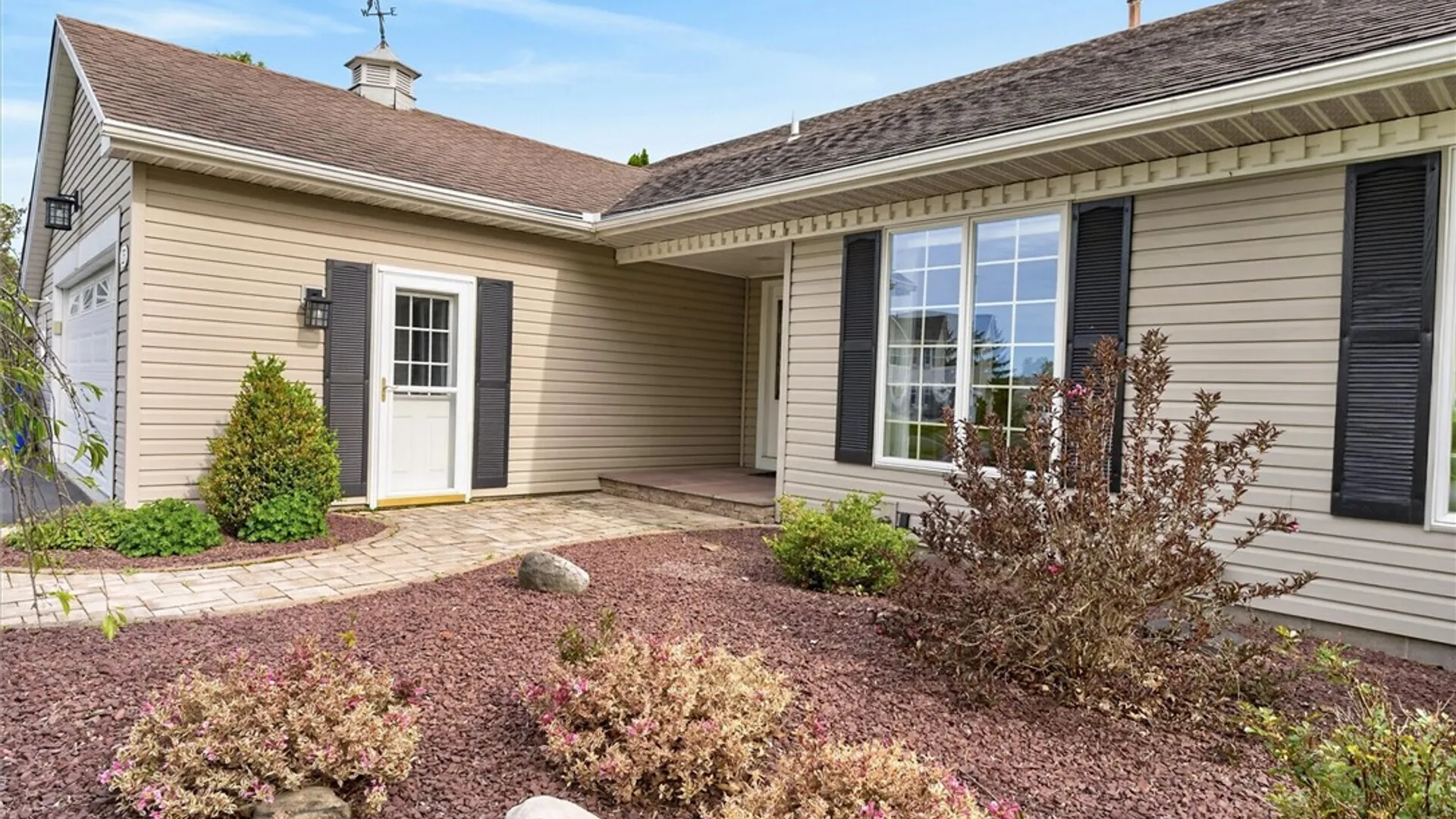 Property at 25 Western Pine Drive, Greece, NY 14616 5