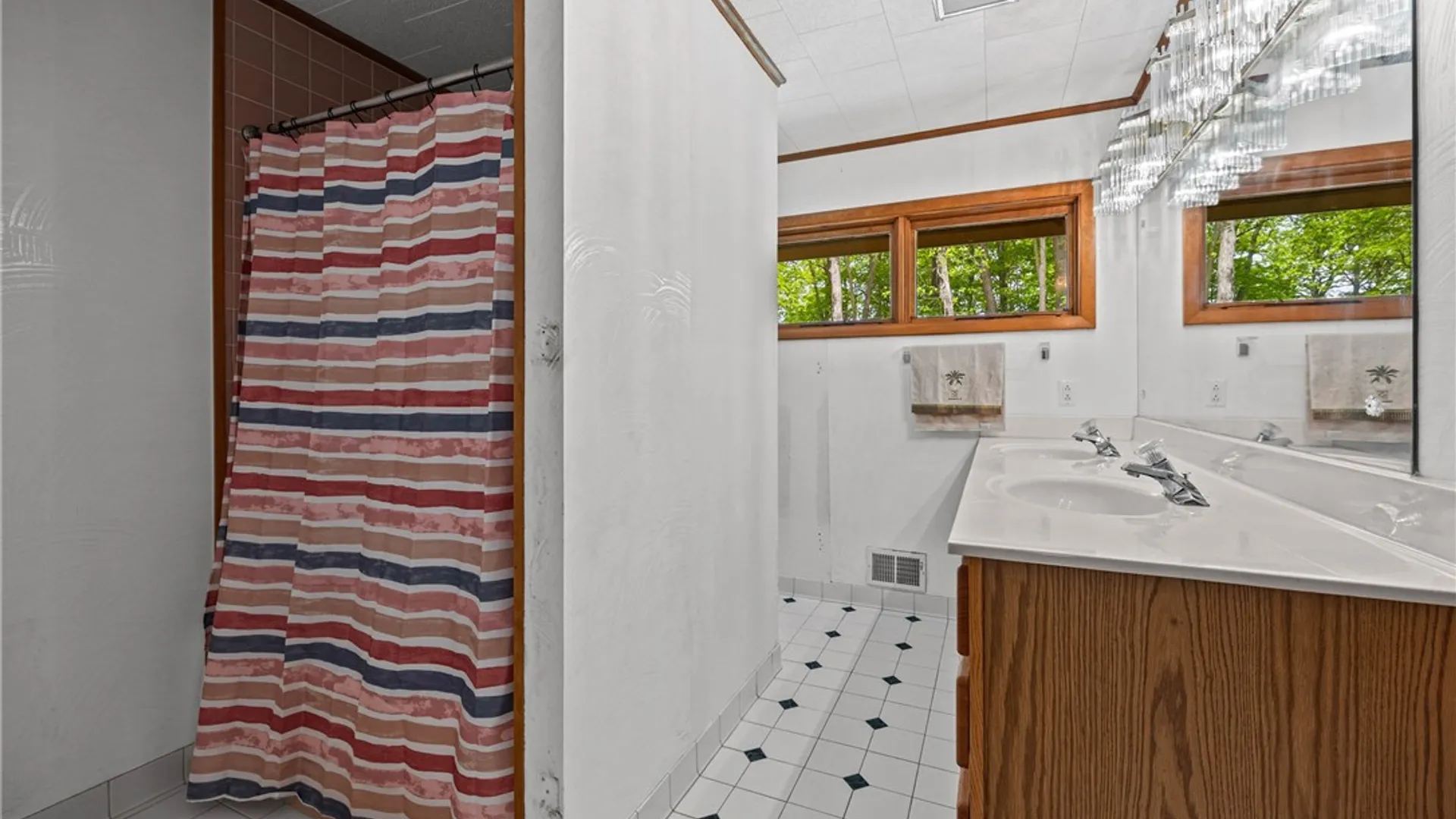 Property at 1455 Ayrault Road, Perinton, NY 14450 17