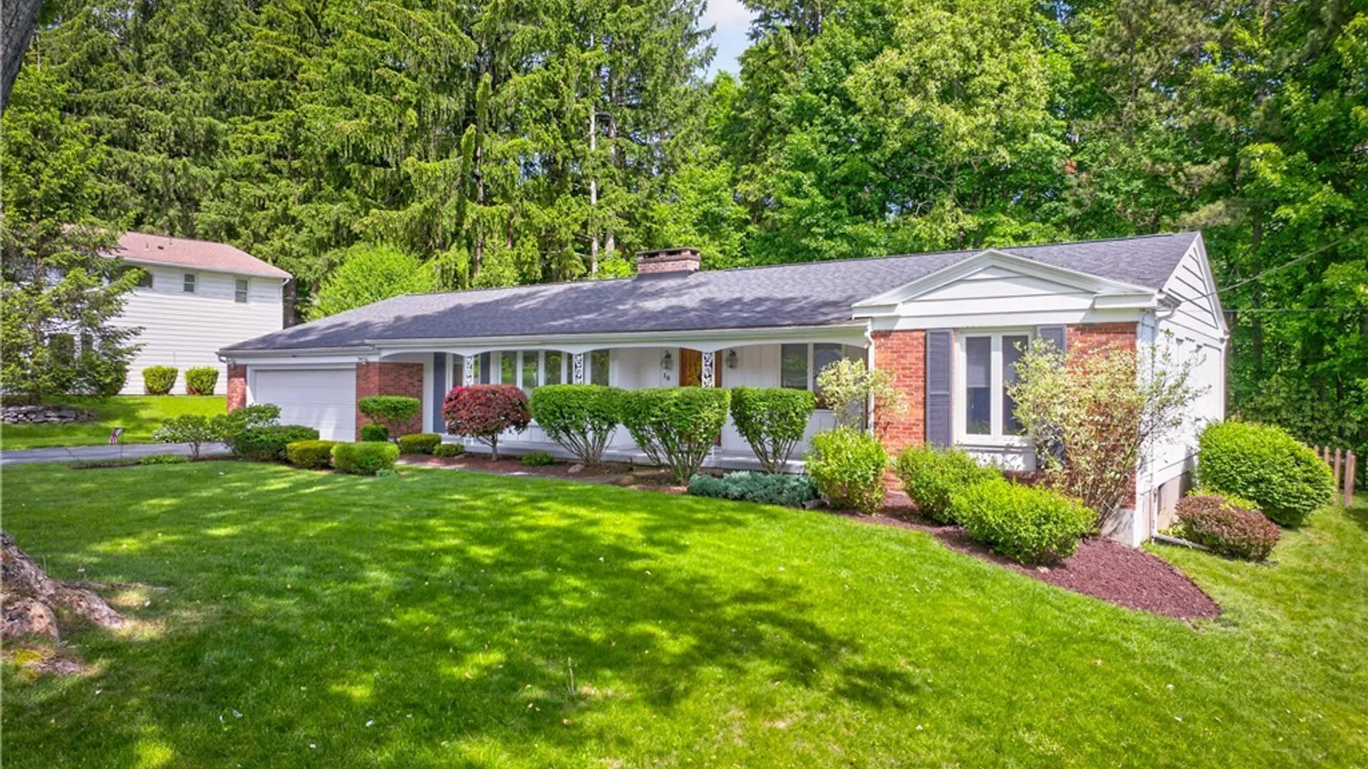 Property at 18 Woodberry Road, New Hartford, NY 13413 3