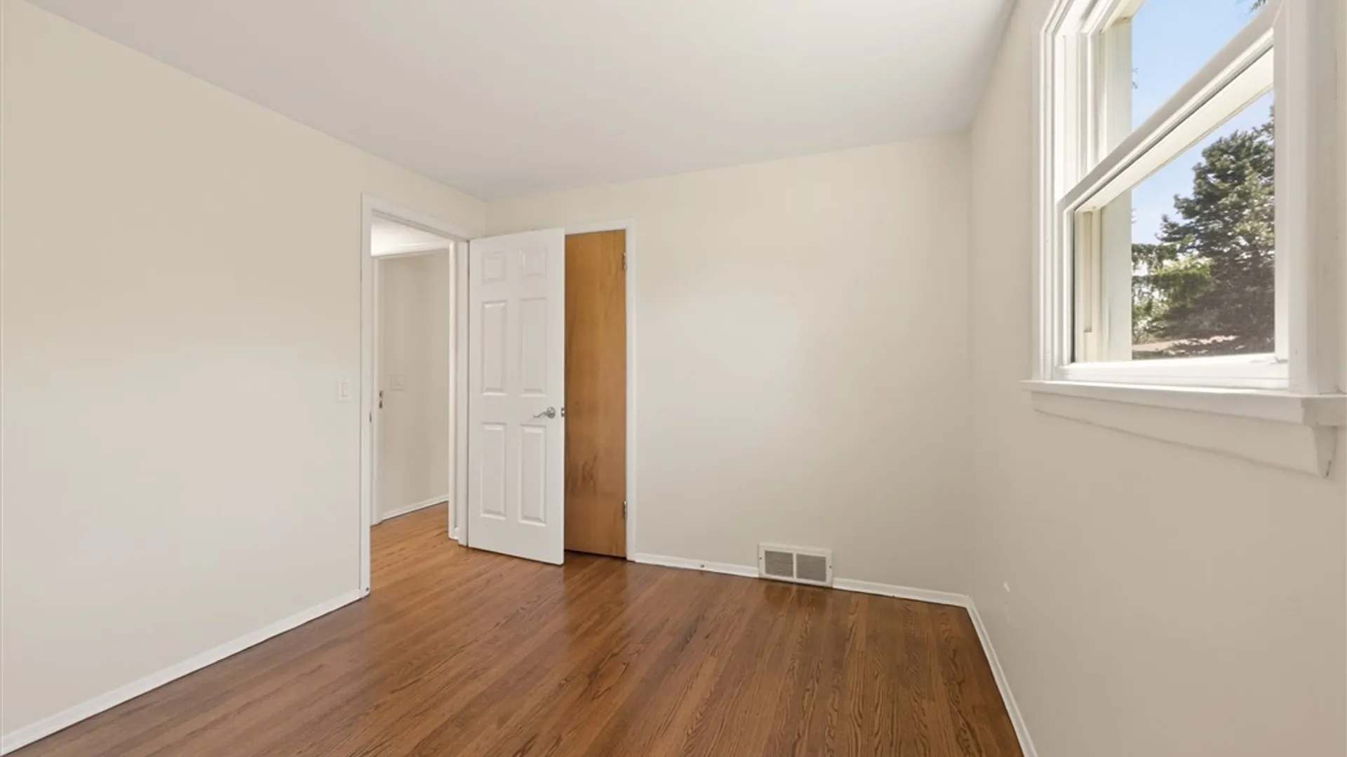 Property at 40 Henry Street, Parma, NY 14468 22