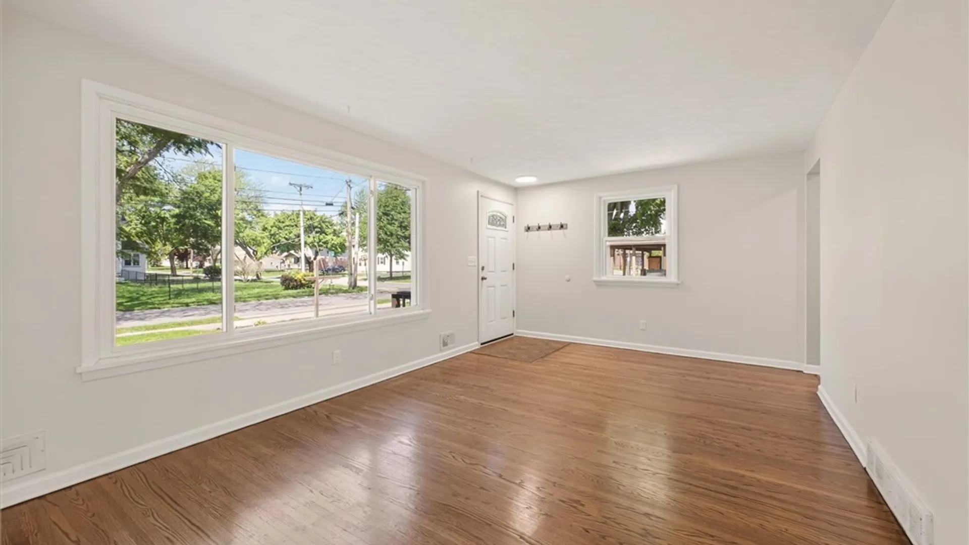 Property at 40 Henry Street, Parma, NY 14468 6