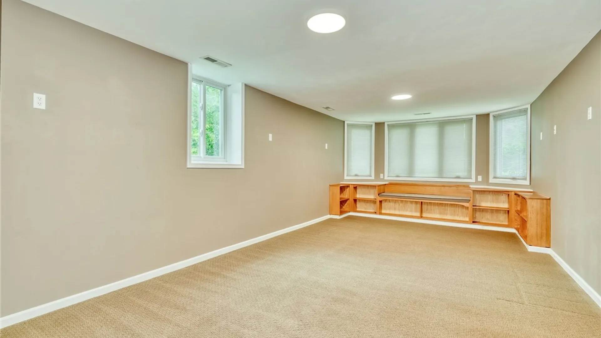 Property at 22 Morning Woods Lane, Penfield, NY 14625 31