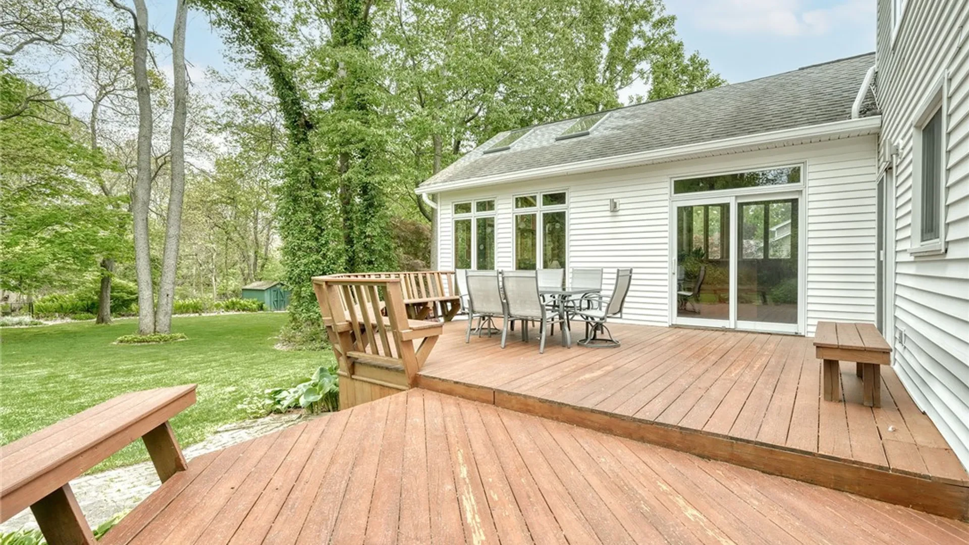 Property at 22 Morning Woods Lane, Penfield, NY 14625 38