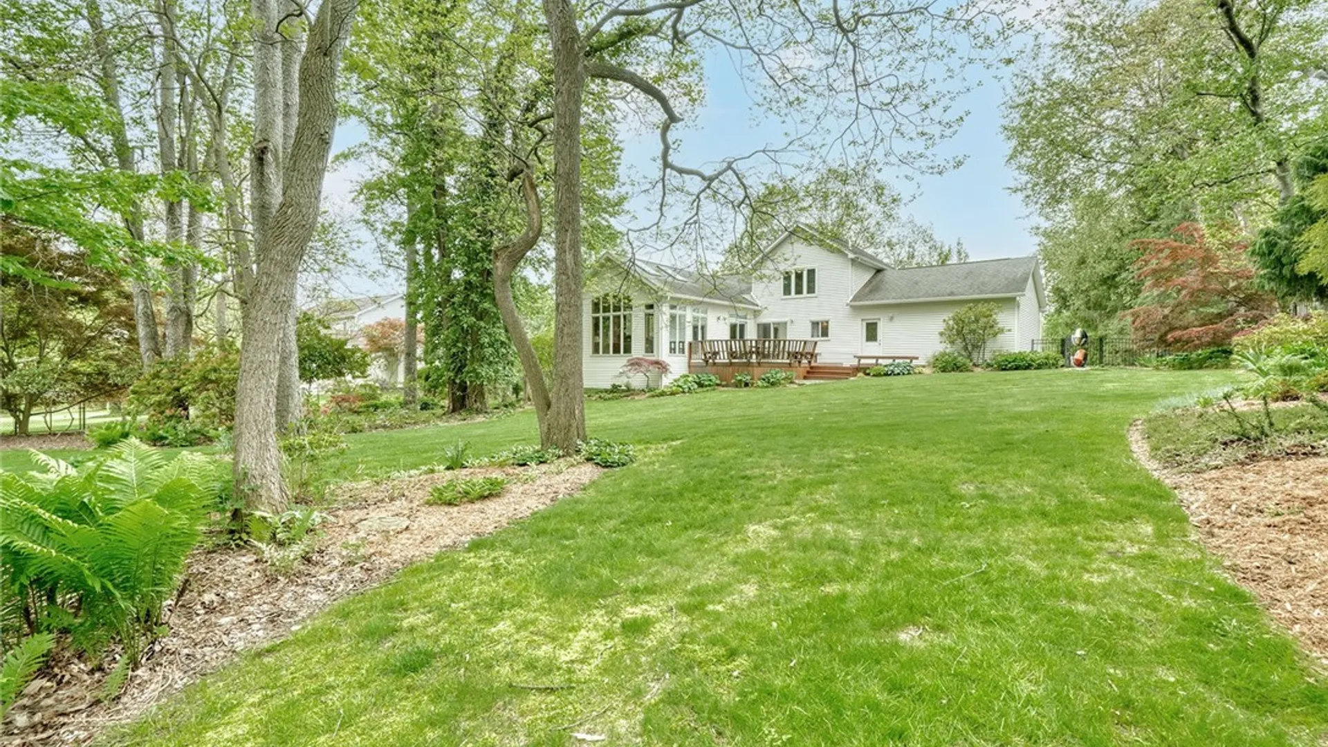 Property at 22 Morning Woods Lane, Penfield, NY 14625 42