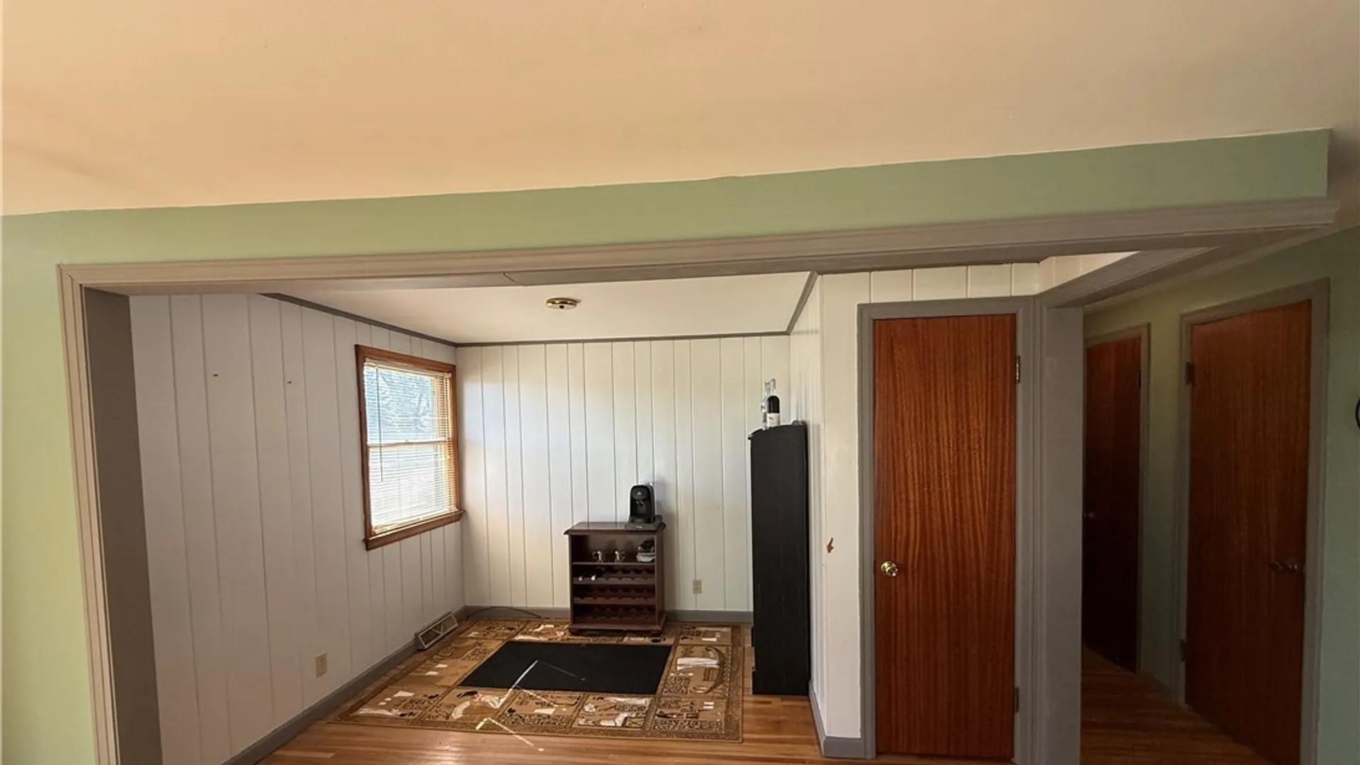 Property at 33 S Glidden Street, Cheektowaga, NY 14206 17