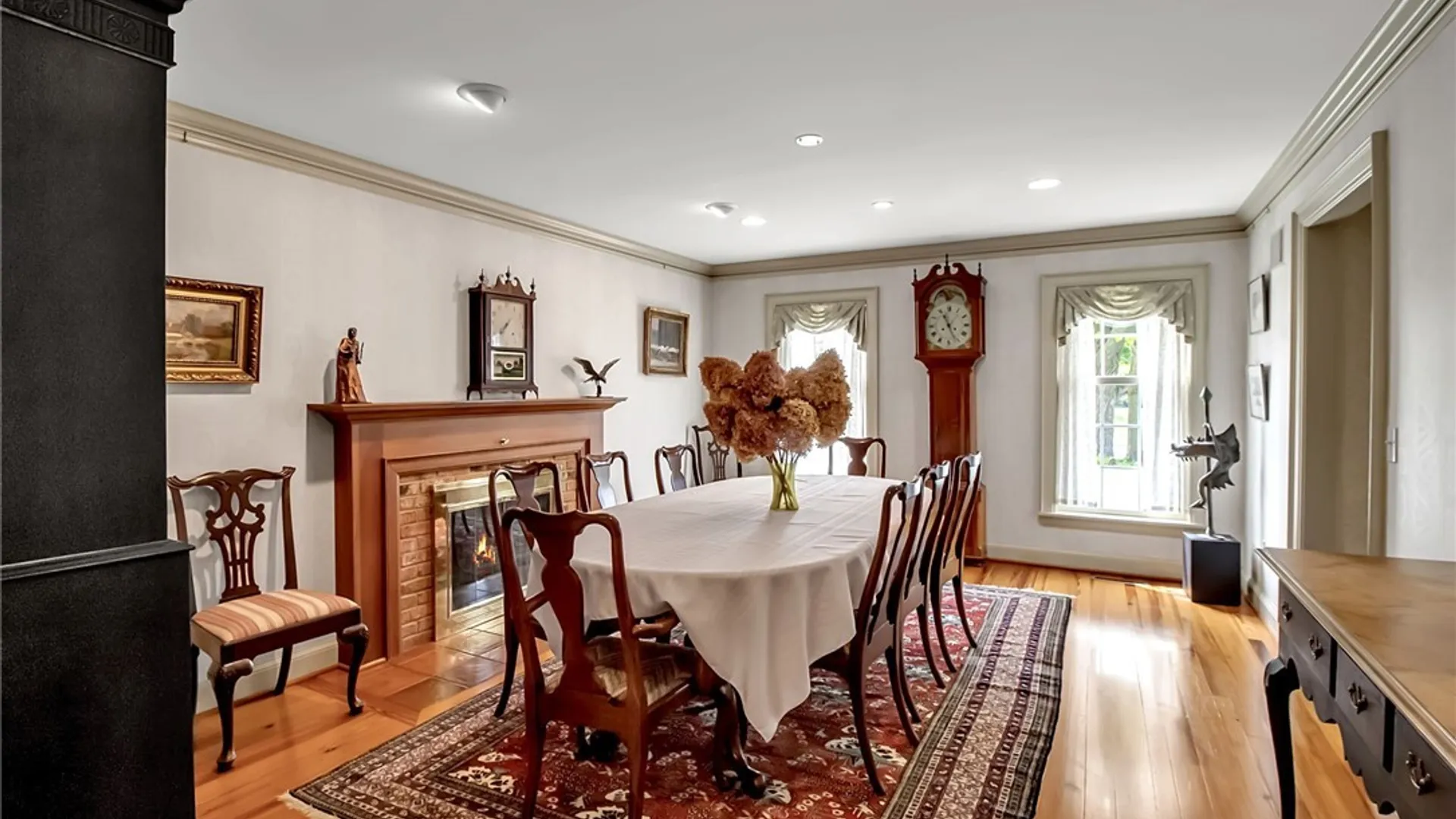 Property at 19 Shelbourne Court, Amherst, NY 14221 9