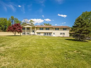 Property at 1862 Daansen Rd, Palmyra, NY 14522