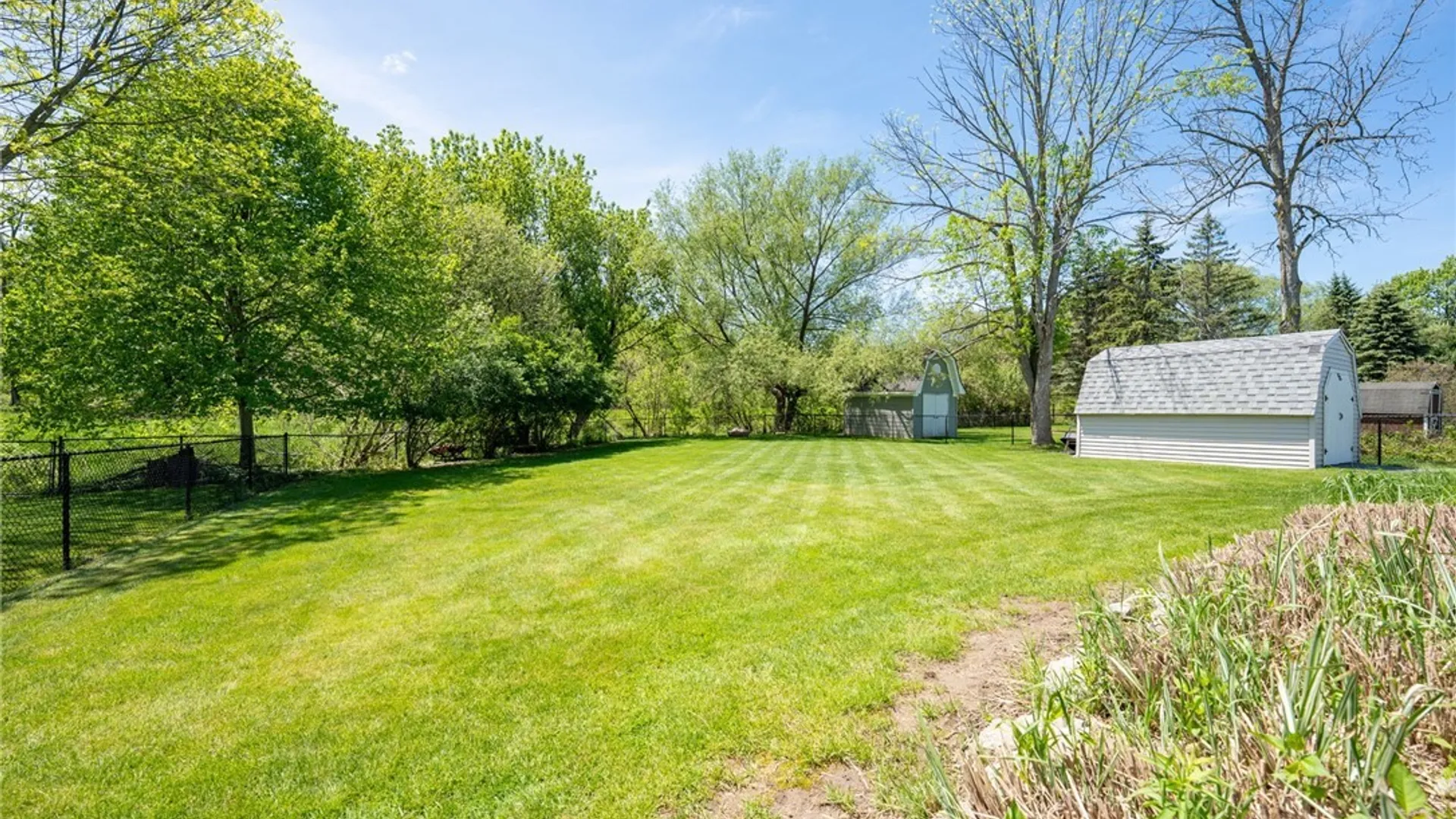 Property at 49 Insbrook Court, Amherst, NY 14051 39