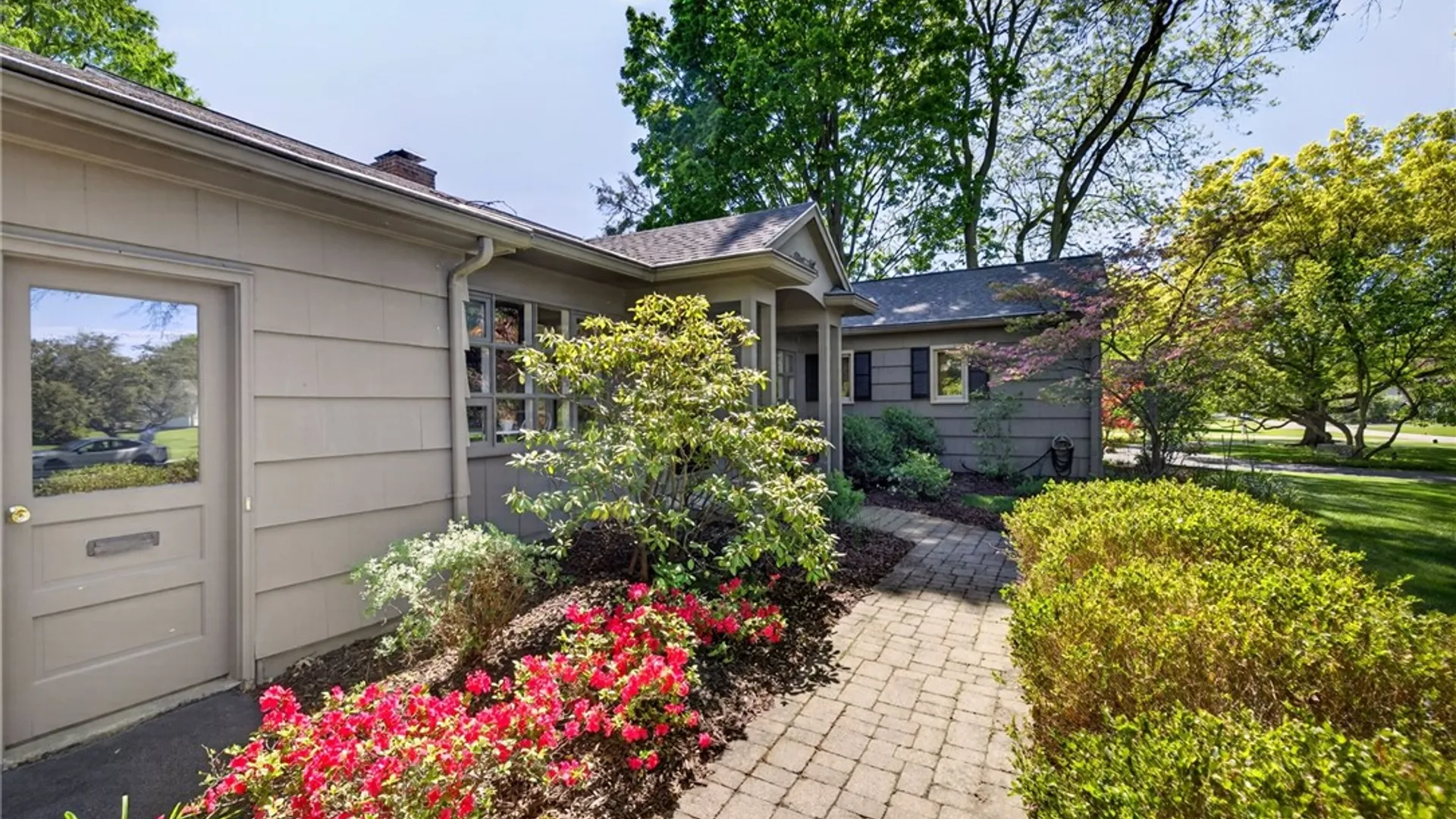 Property at 77 Country Club Drive, Pittsford, NY 14618 2