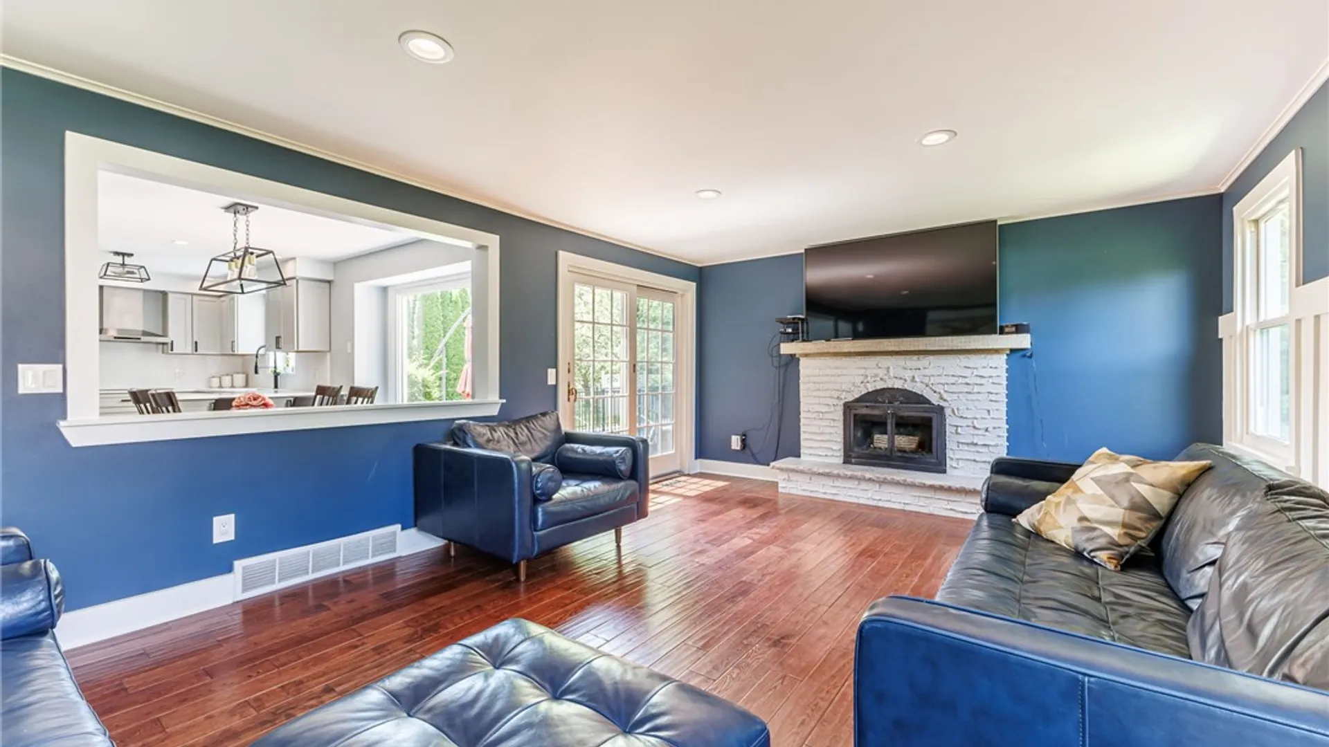 Property at 14 Northfield Gate, Pittsford, NY 14534 24