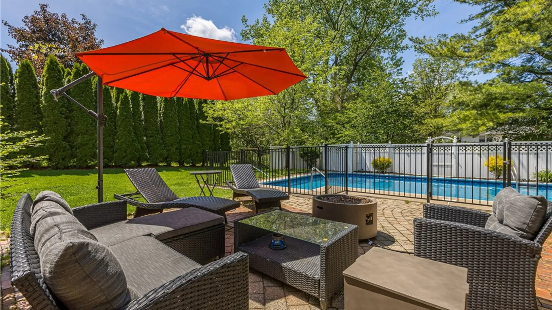 Property at 14 Northfield Gate, Pittsford, NY 14534 46