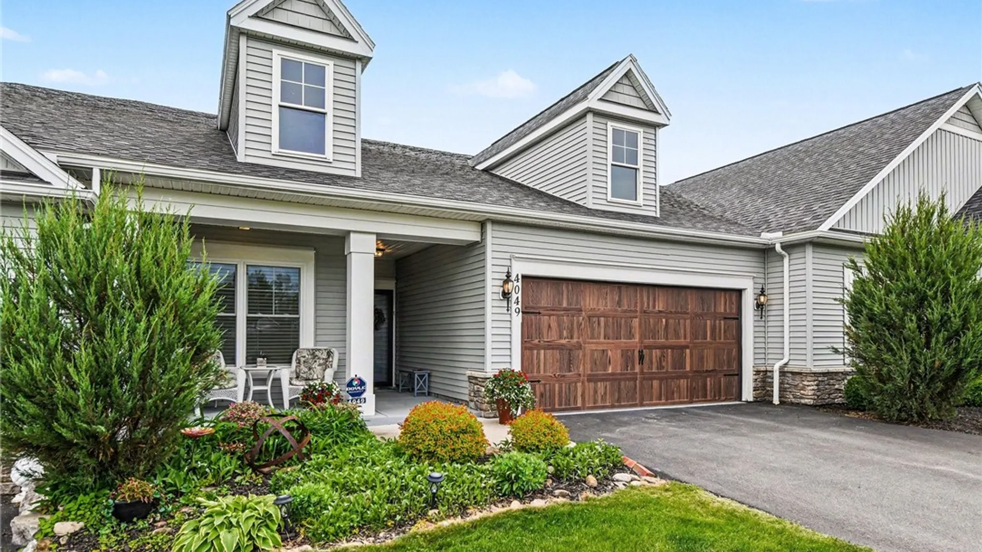 Property at 4049 St James Parkway, Canandaigua Town, NY 14424 2
