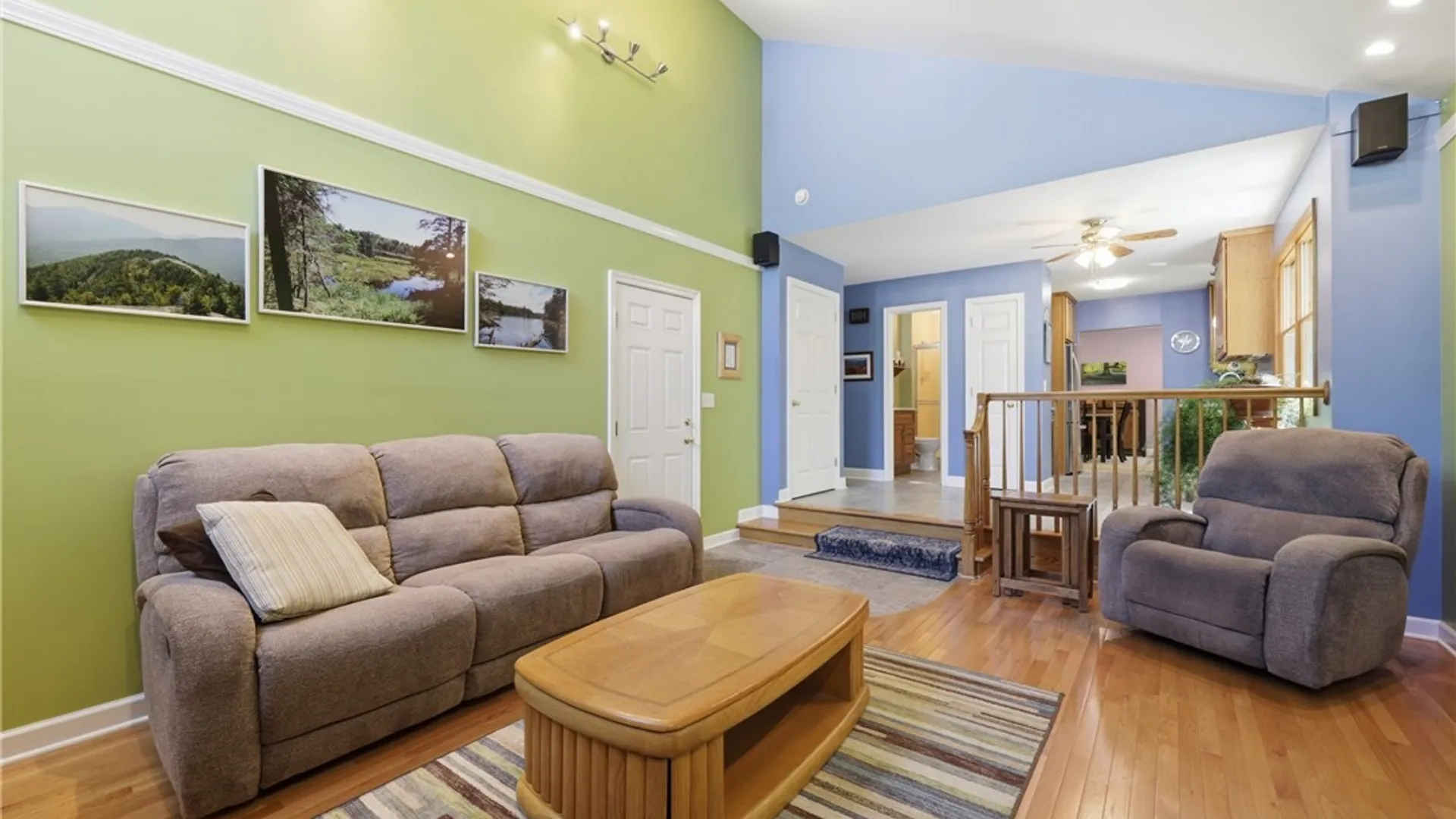 Property at 100 Bramhill Court, Amherst, NY 14051 18