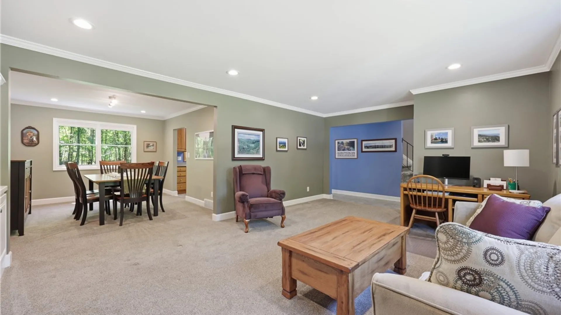 Property at 100 Bramhill Court, Amherst, NY 14051 7