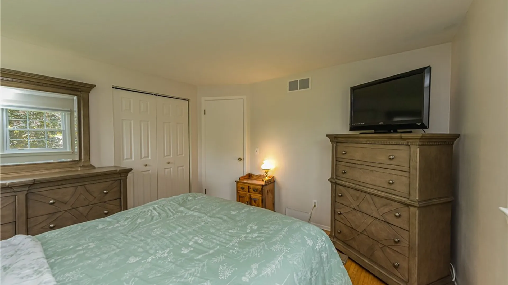 Property at 95 Ridgelea Court, Greece, NY 14615 22