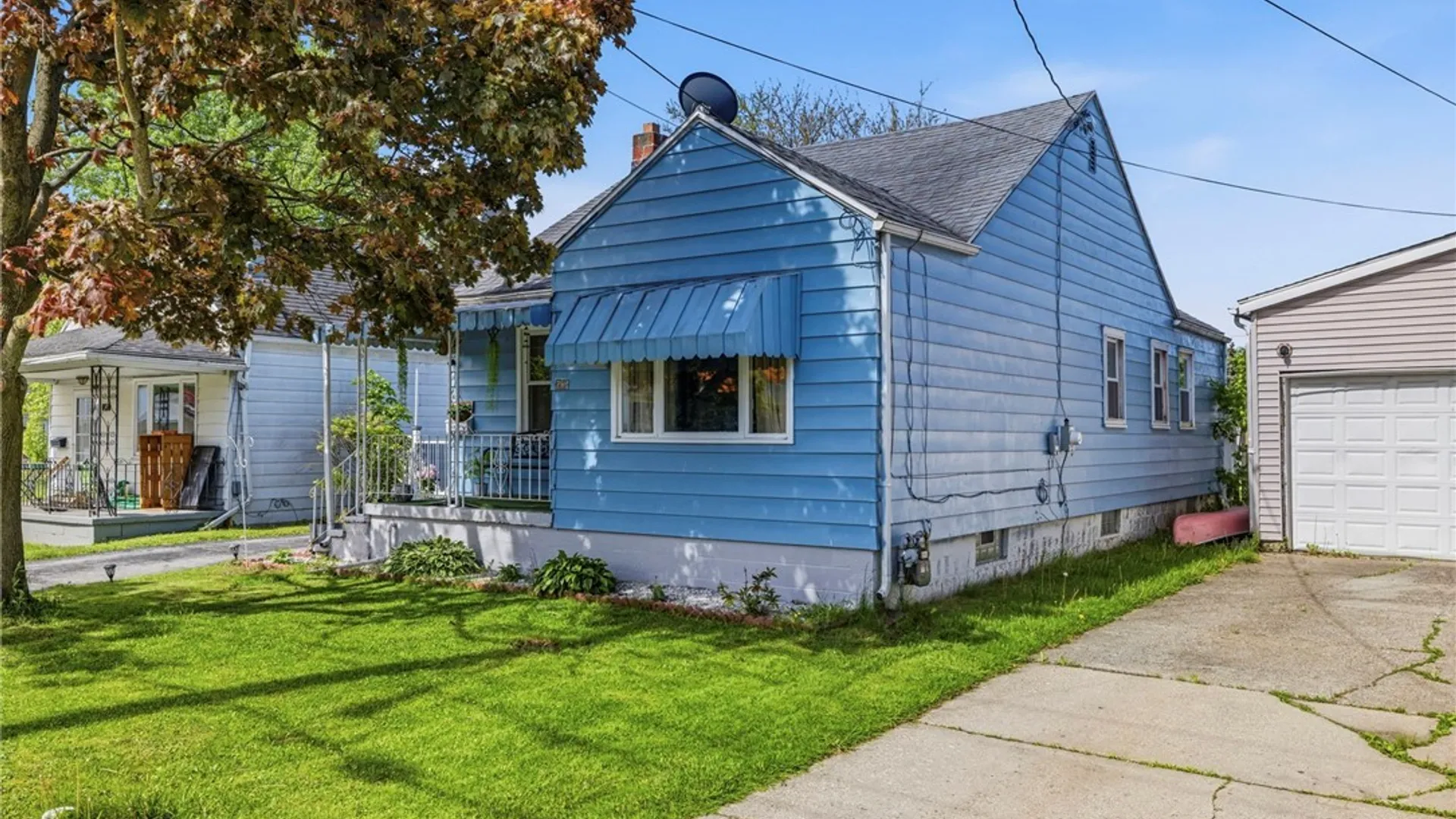 Property at 298 Lackawanna Avenue, Cheektowaga, NY 14212 3