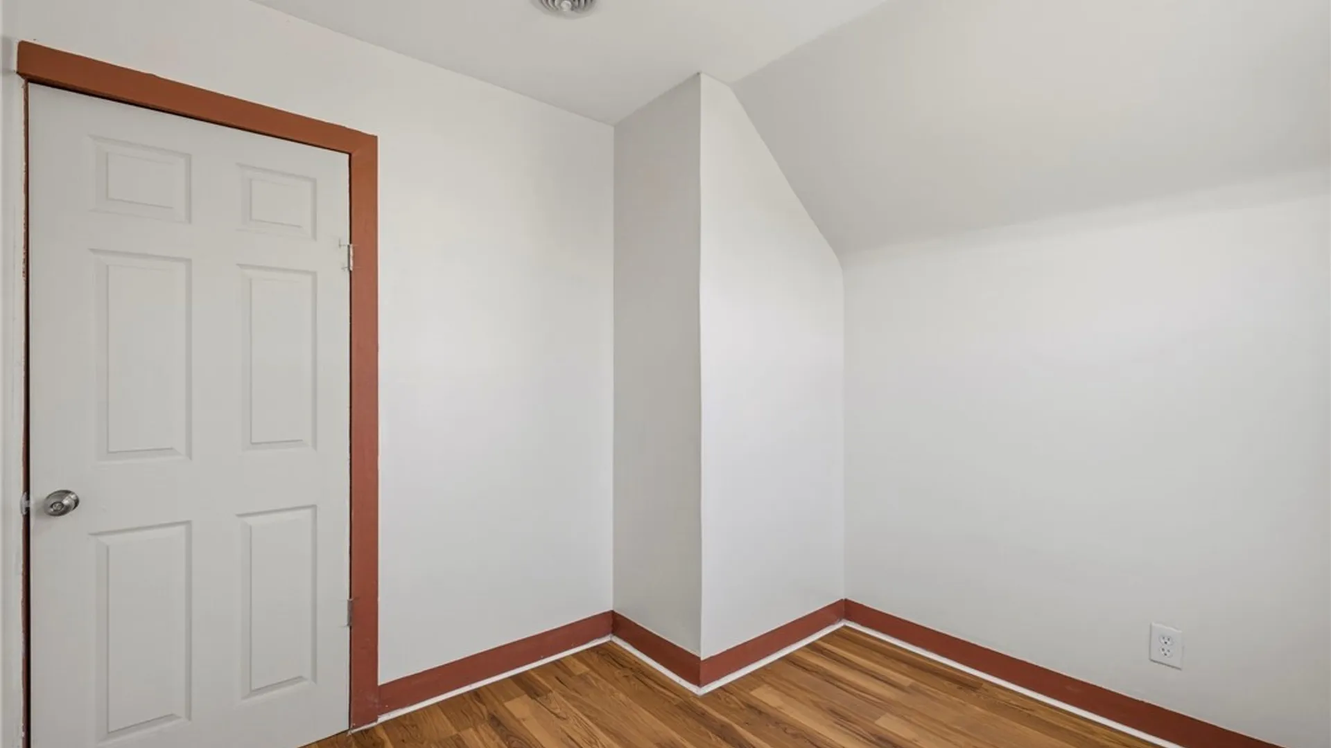 Property at 674 Jefferson Avenue, Buffalo, NY 14204 25