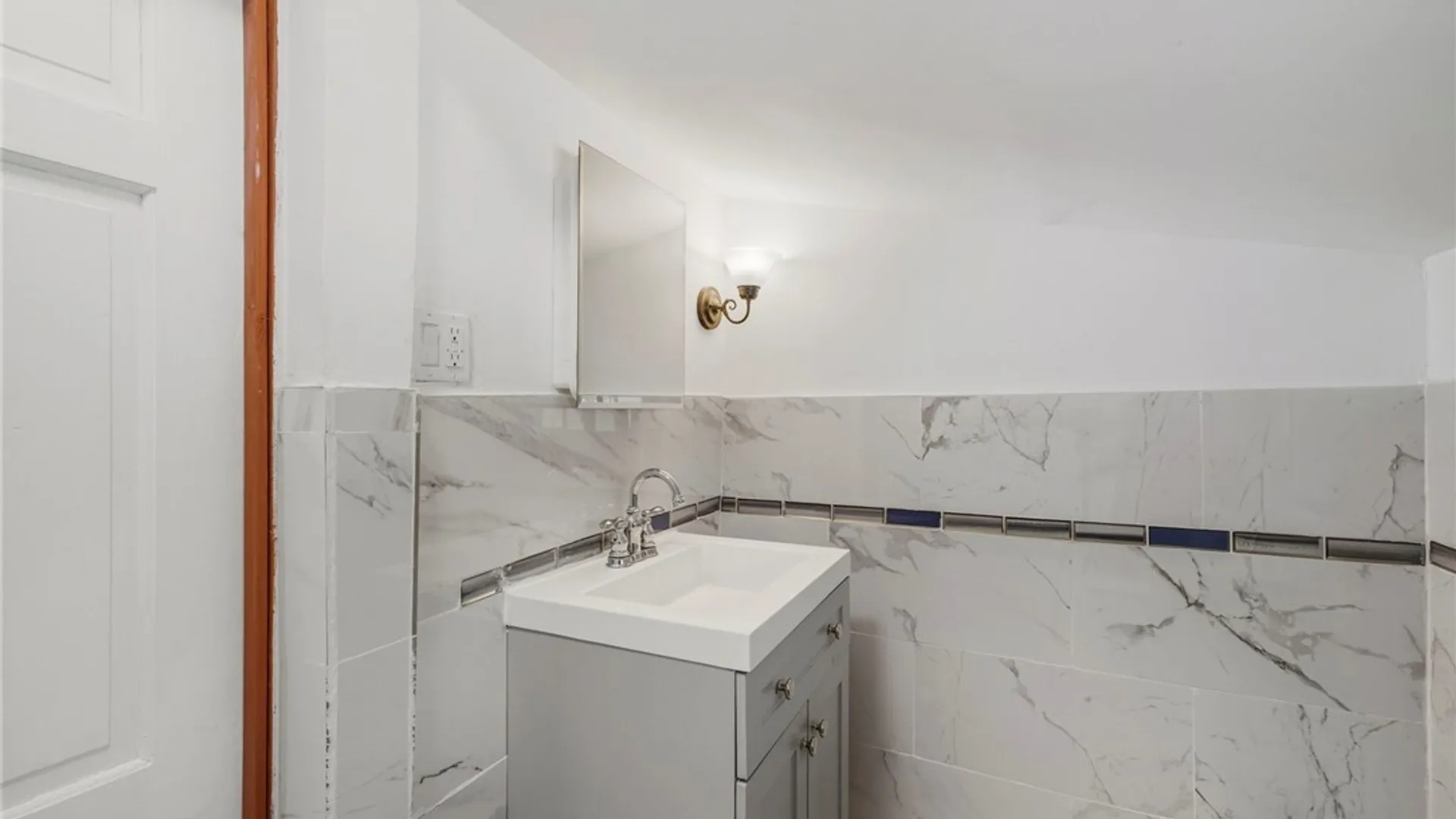 Property at 674 Jefferson Avenue, Buffalo, NY 14204 32