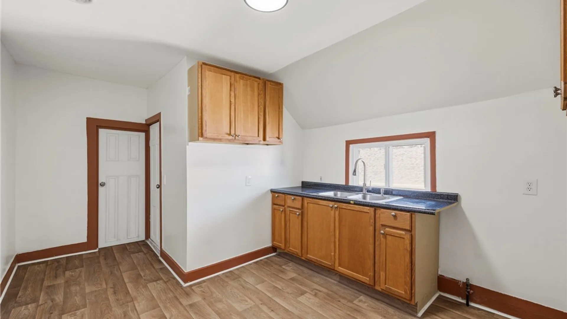 Property at 674 Jefferson Avenue, Buffalo, NY 14204 33