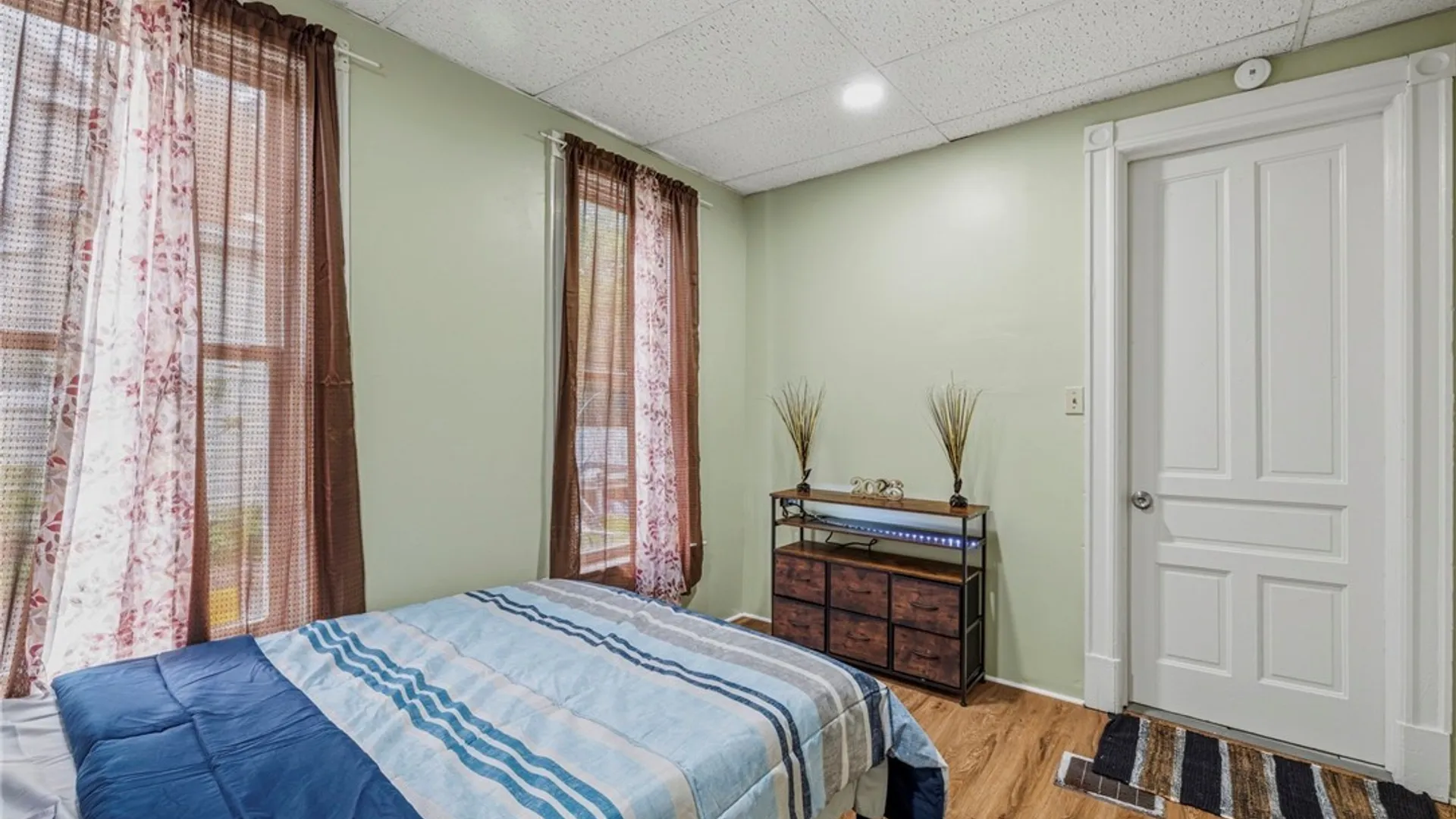Property at 1817 Ontario Avenue, Niagara Falls, NY 14305 10