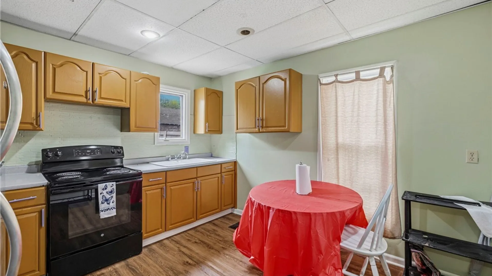 Property at 1817 Ontario Avenue, Niagara Falls, NY 14305 13