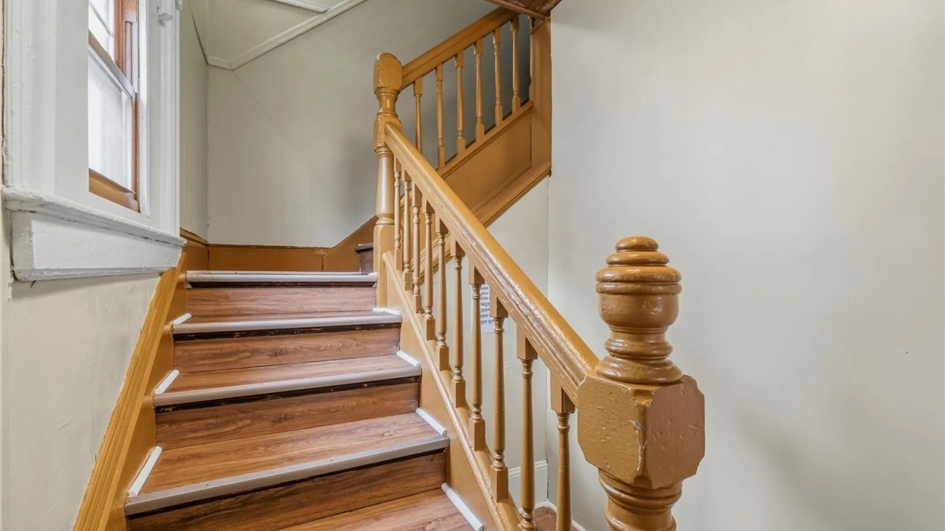 Property at 1817 Ontario Avenue, Niagara Falls, NY 14305 18