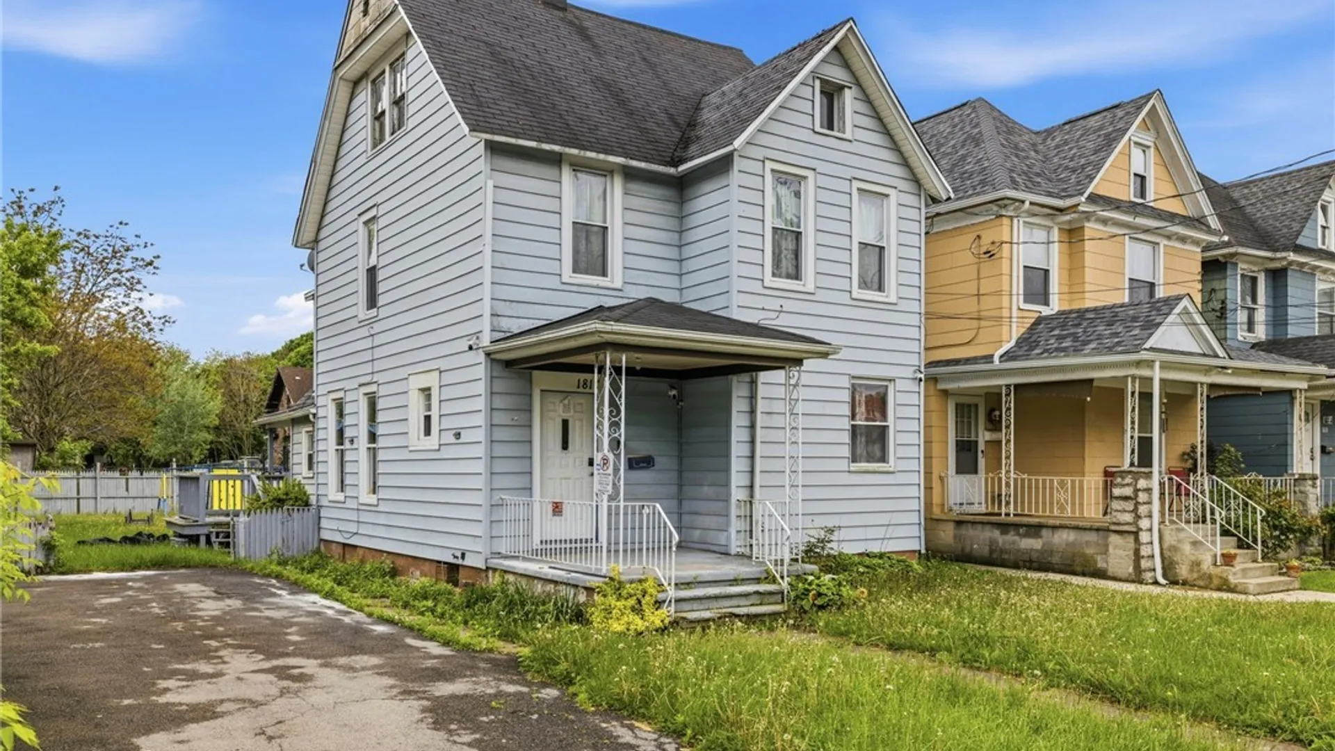Property at 1817 Ontario Avenue, Niagara Falls, NY 14305 2