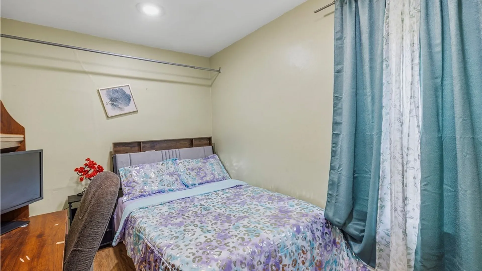 Property at 1817 Ontario Avenue, Niagara Falls, NY 14305 21