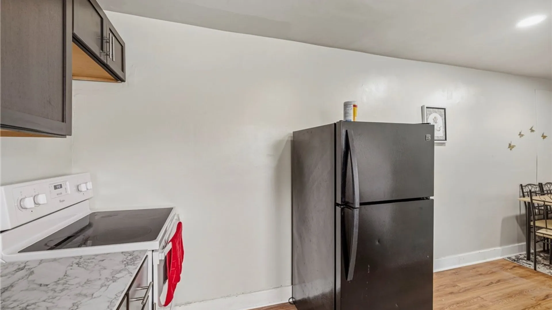 Property at 1817 Ontario Avenue, Niagara Falls, NY 14305 27