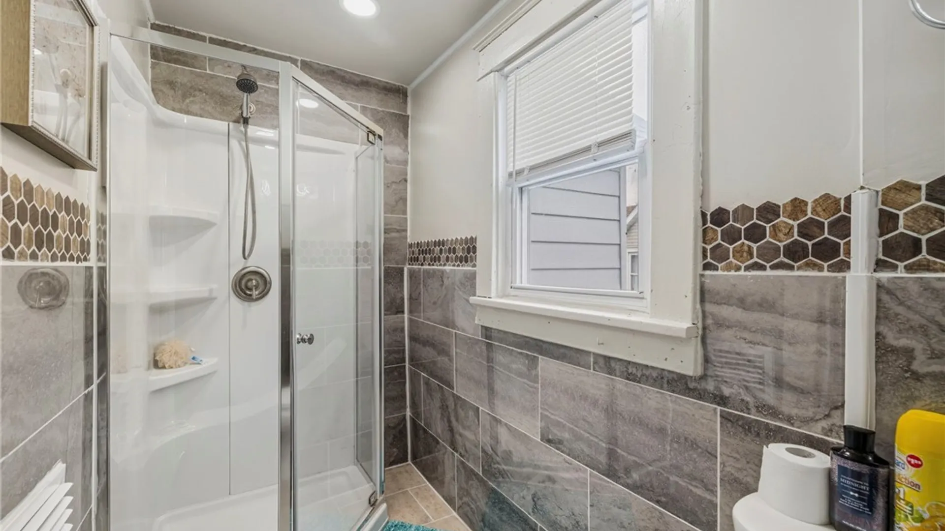Property at 1817 Ontario Avenue, Niagara Falls, NY 14305 29