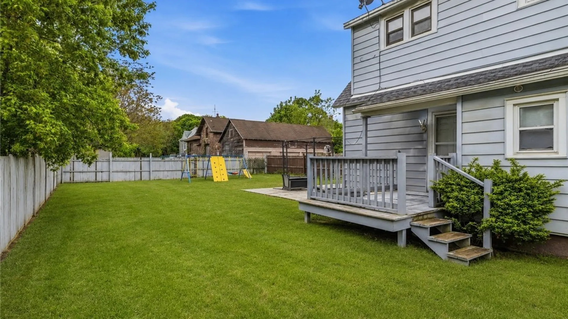 Property at 1817 Ontario Avenue, Niagara Falls, NY 14305 31