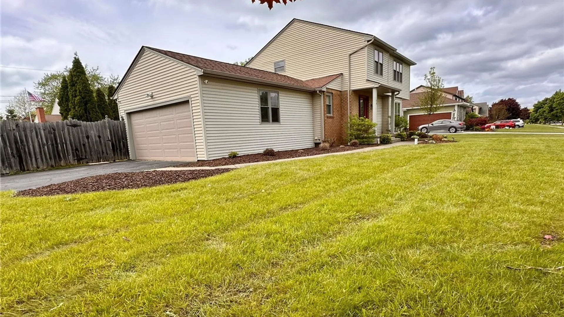 Property at 183 Patton Place, Amherst, NY 14221 4