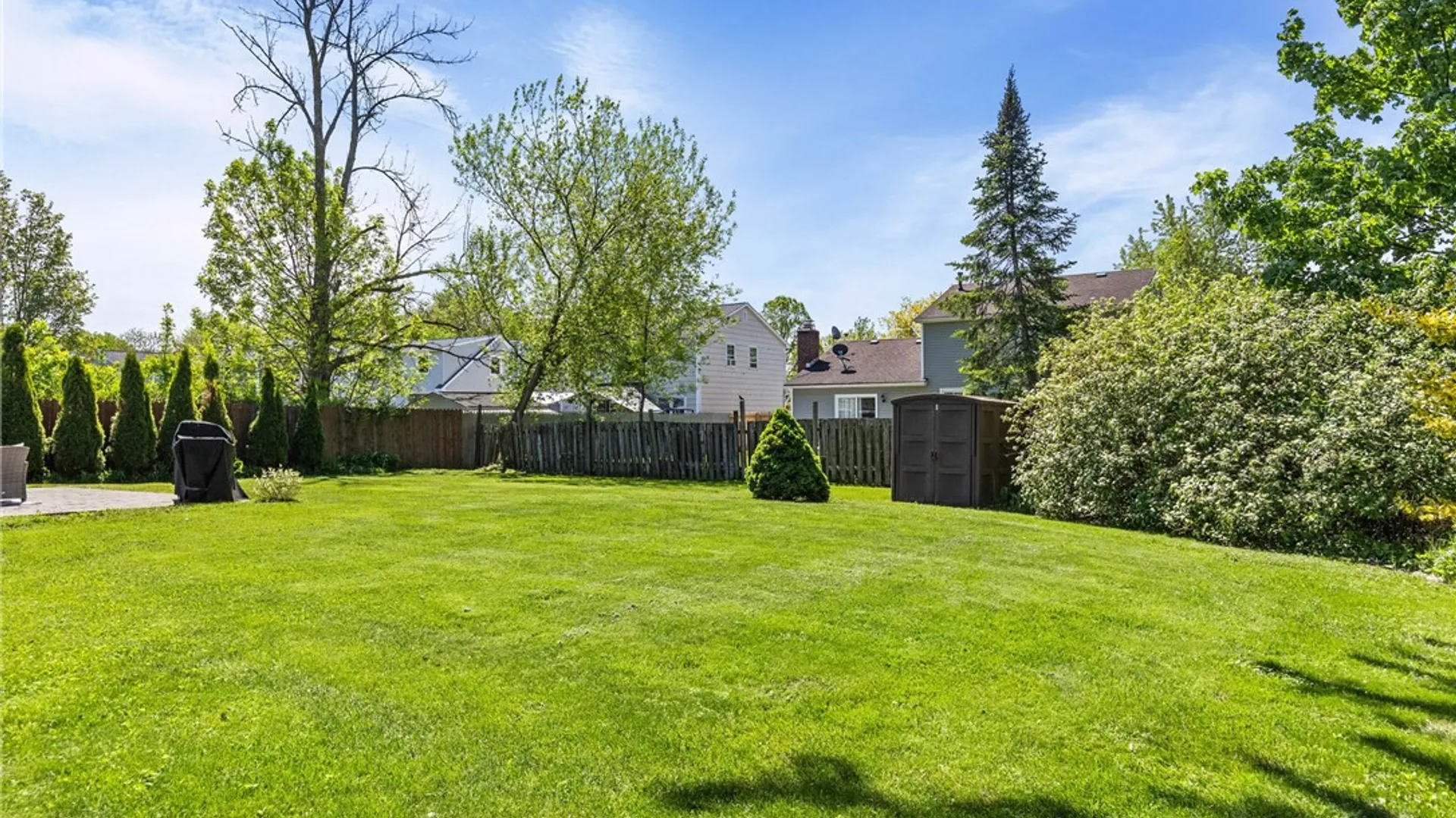 Property at 203 Woodsong Lane, Greece, NY 14612 46