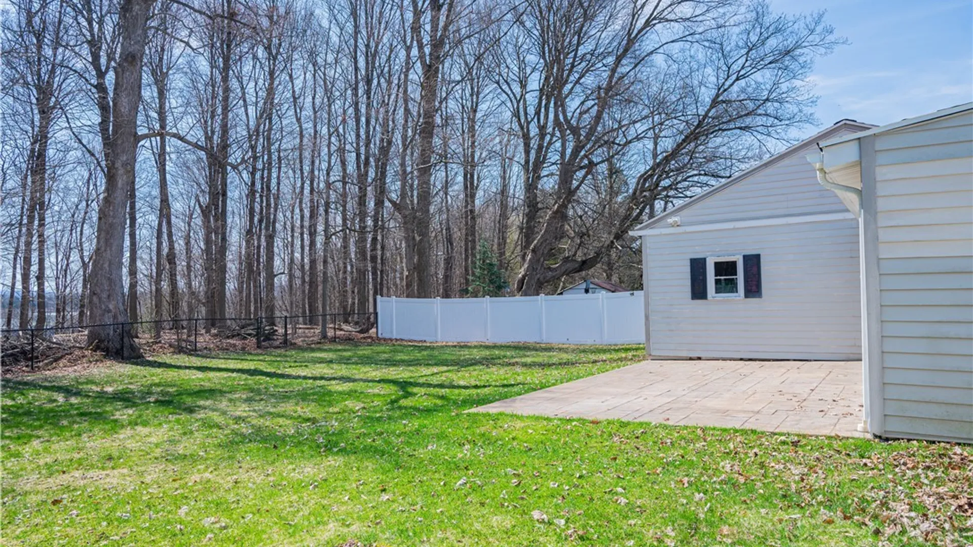 Property at 22 Cedarbrook Crescent, Whitestown, NY 13492 6